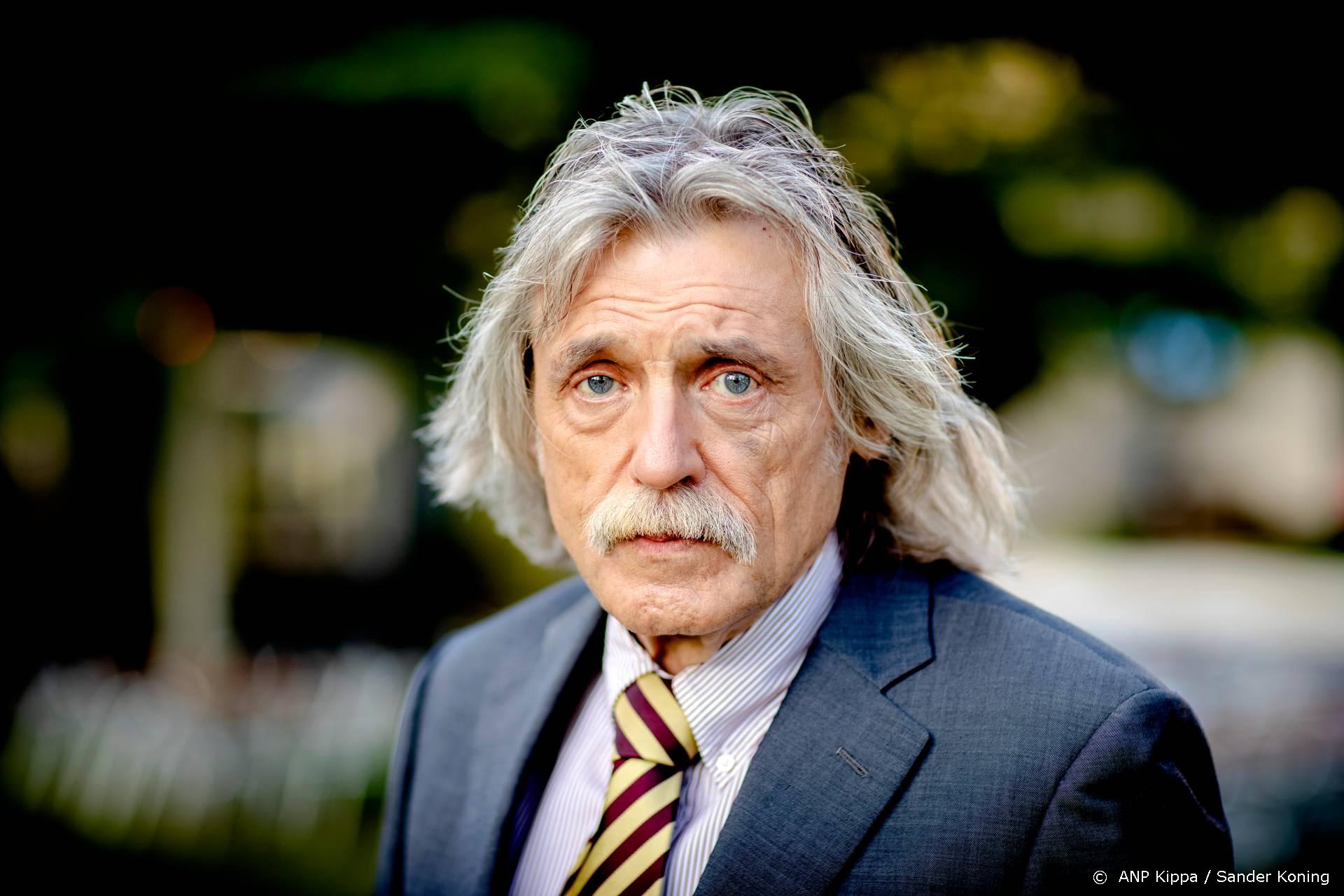 Johan Derksen reageert op imitatie van Kasper van Kooten