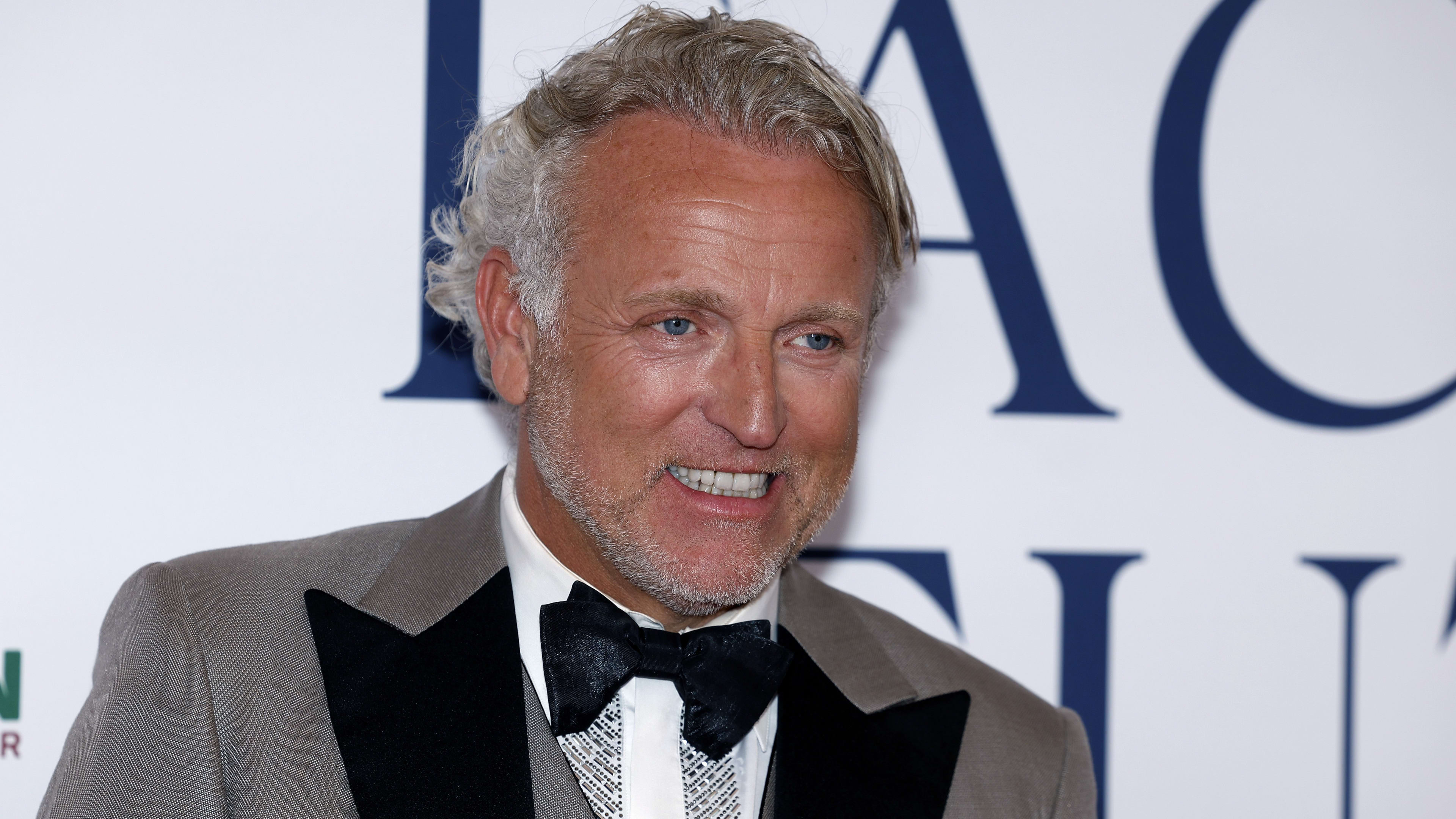 Gordon onthult ware reden achter vertrek uit Dubai: 'Liefdesleven!' |  Shownieuws
