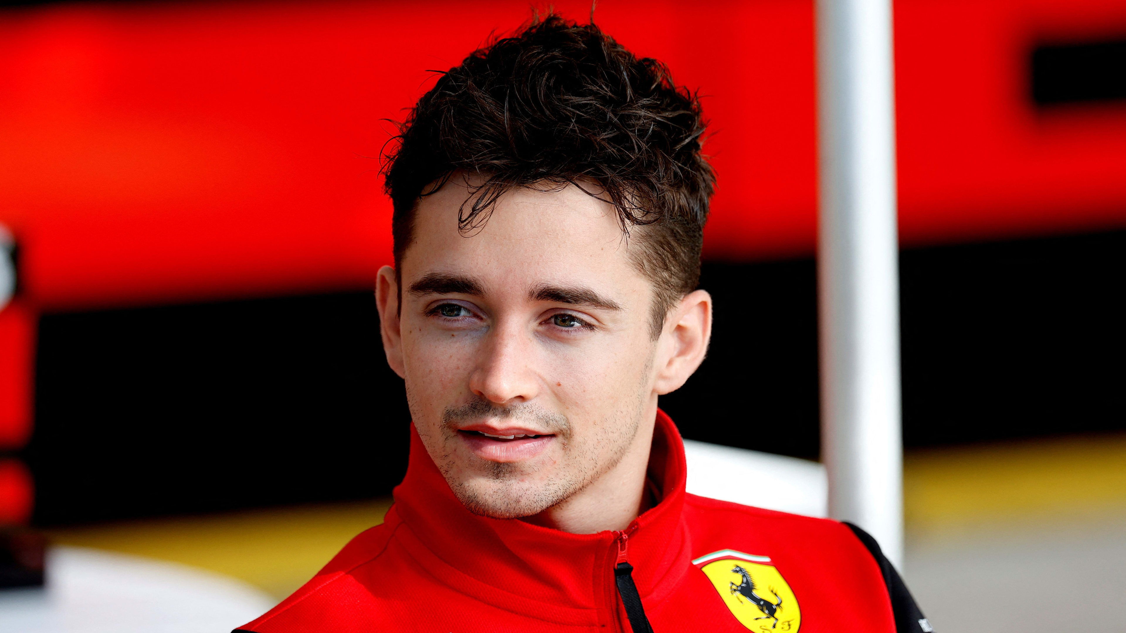 Formule 1-coureur Leclerc op straat beroofd van duur horloge