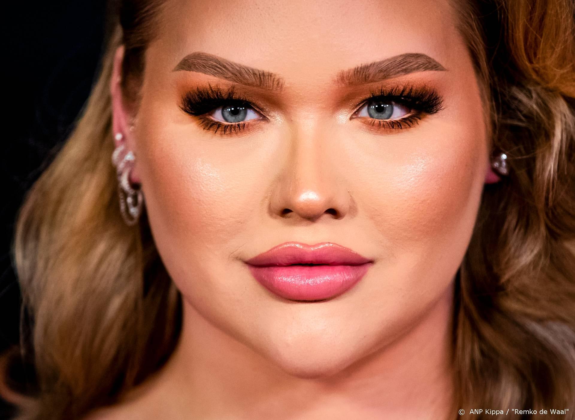 NikkieTutorials introduceert Davina Michelle aan volgers