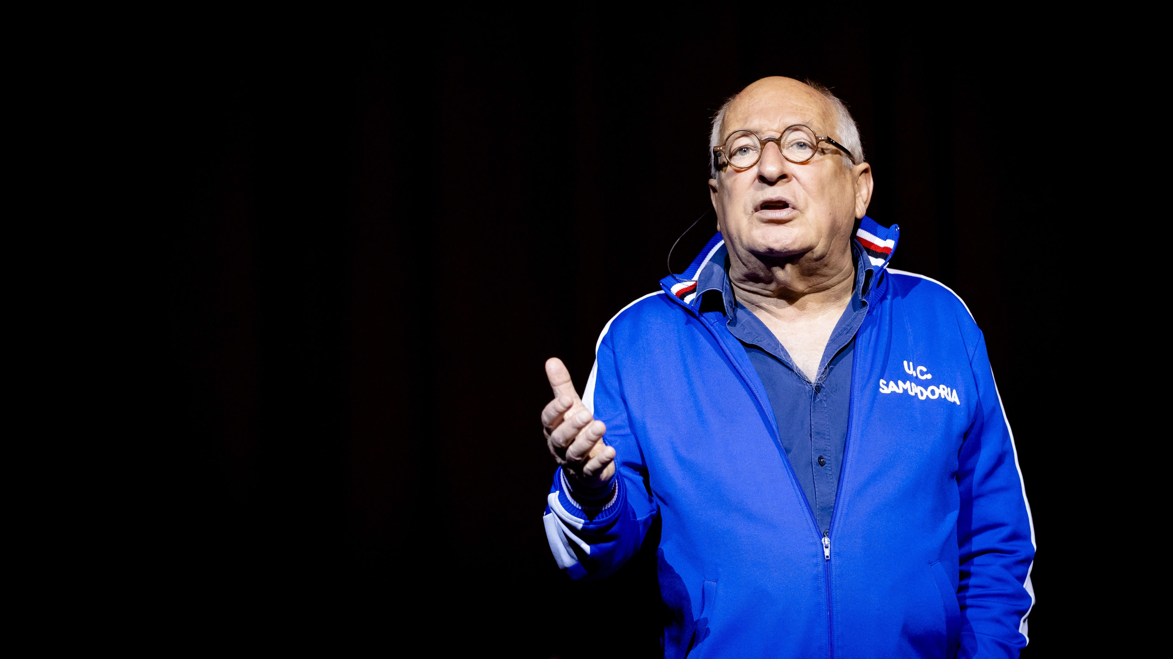 Youp van ’t Hek onwel tijdens theatershow in Carré