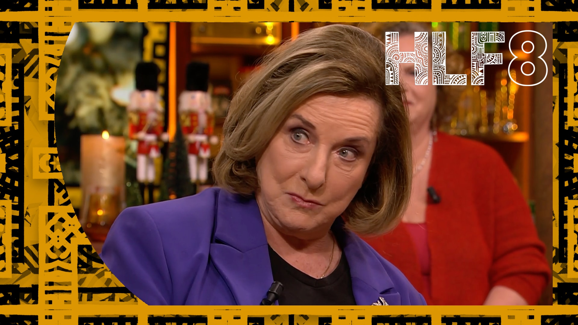 Catherine vol ongeloof: vrouwen masturberen met kerstversiering?!