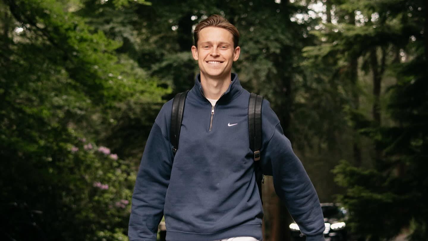 Fikse tegenvaller voor kersverse vader Frenkie de Jong | Shownieuws