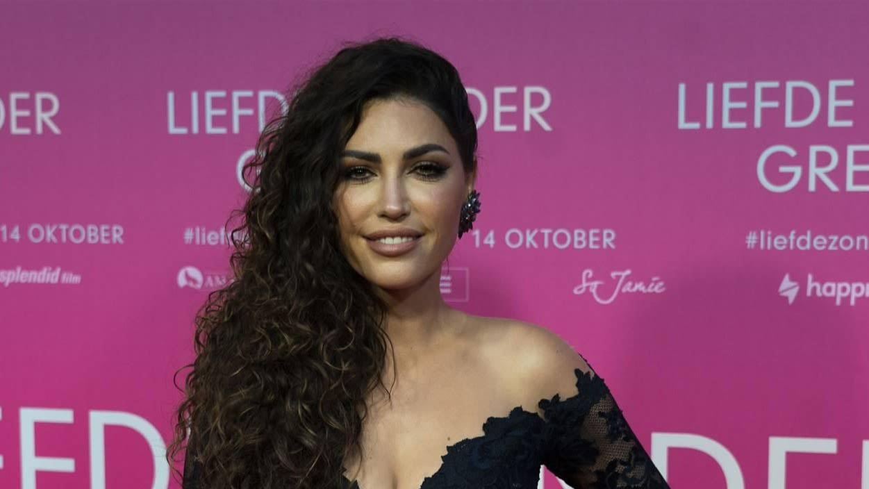 Jarige Yolanthe Cabau emotioneel: 'Moeilijke dagen en slapeloze nachten'