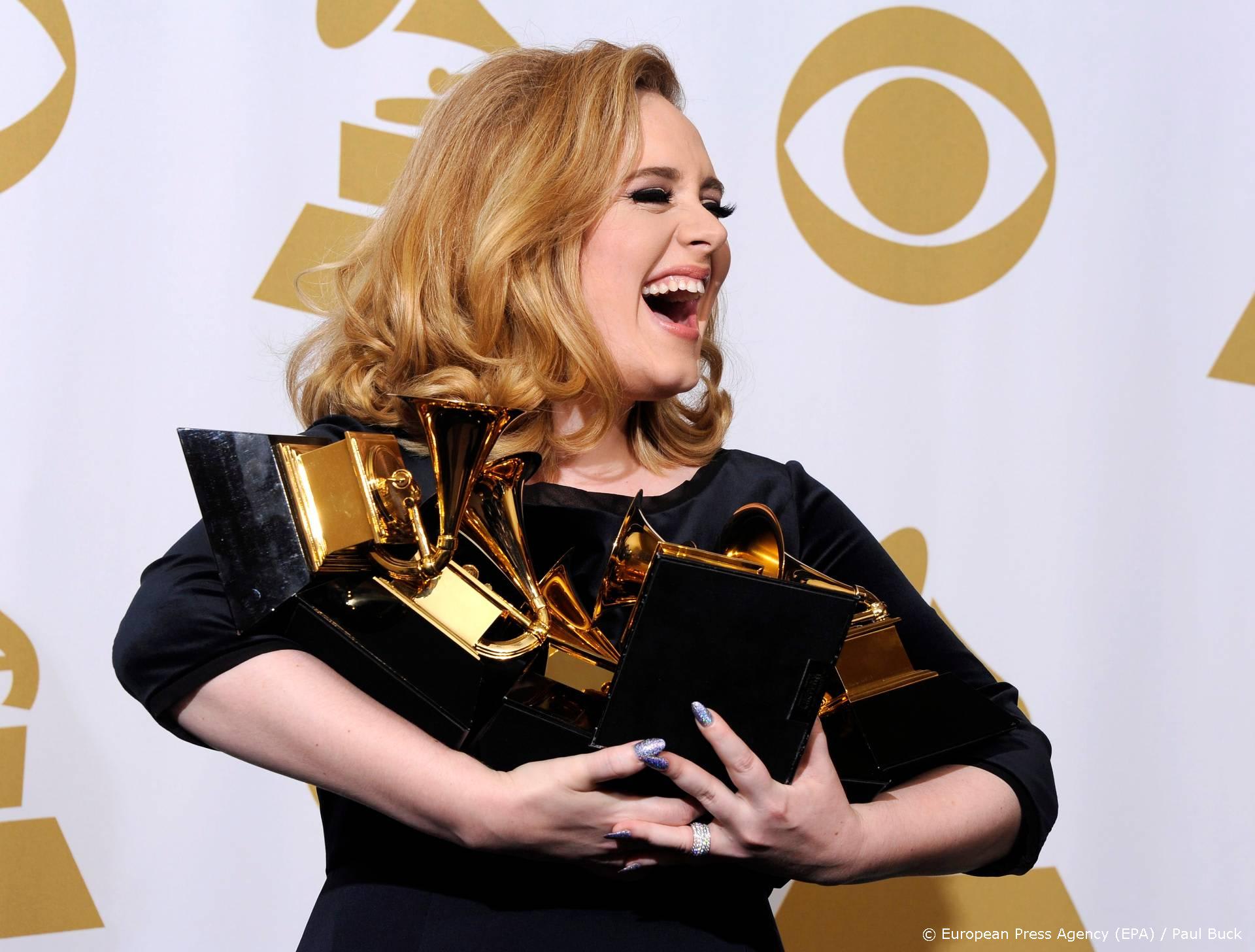 Luister nu: nieuwe muziek van Adele uitgelekt! 