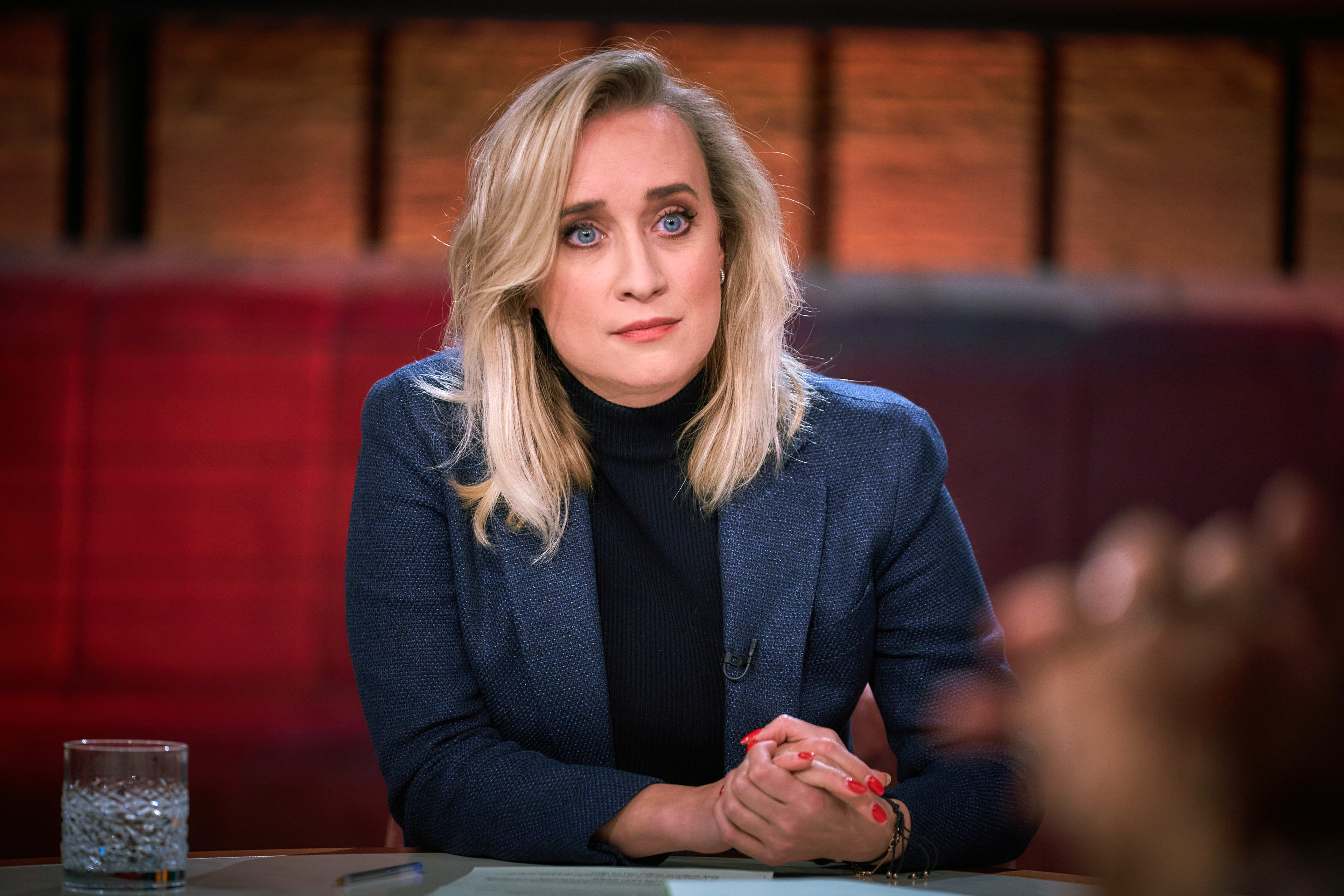 Eva Jinek blijkt getrouwd met Dexter