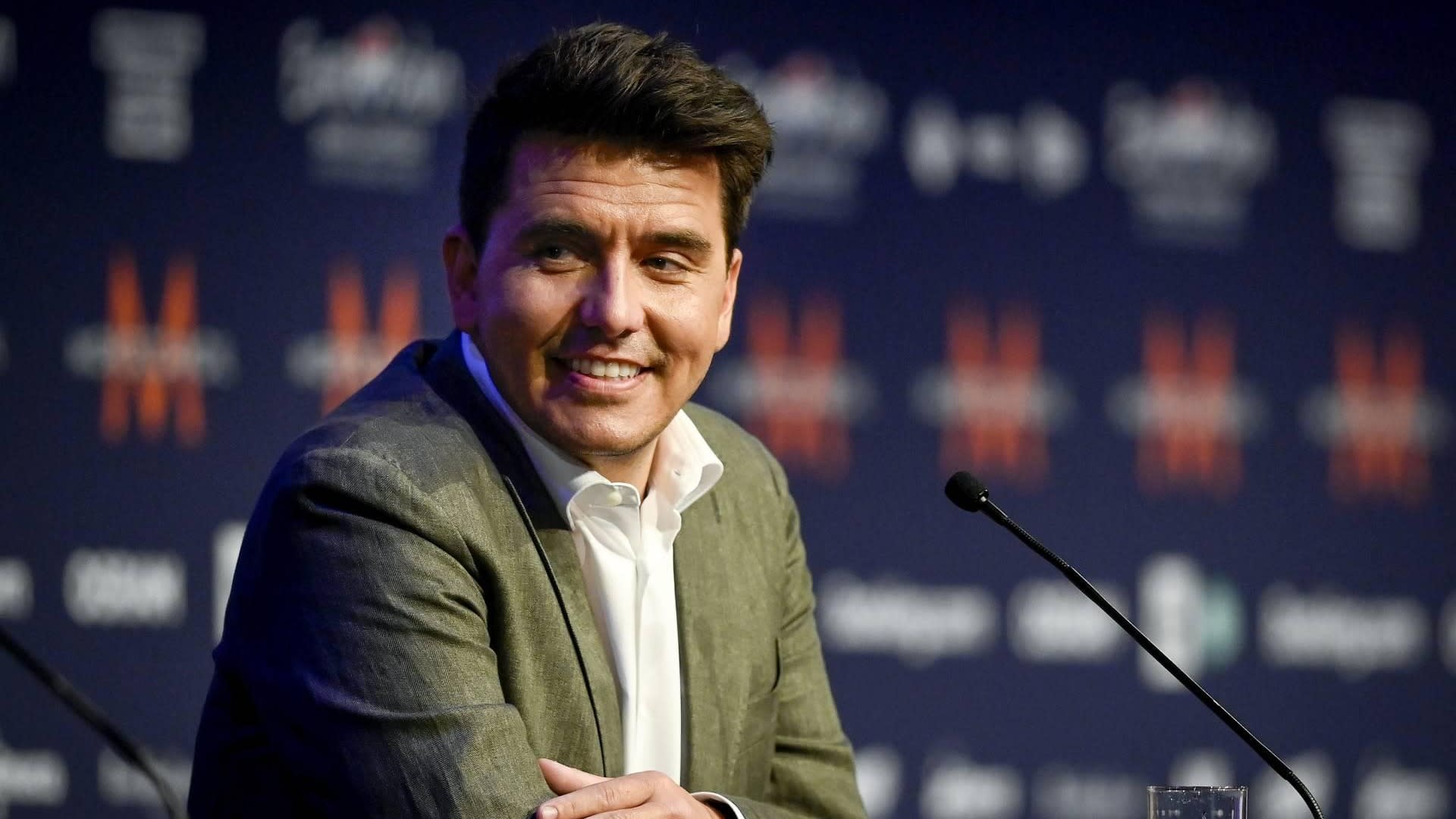 Jan Smit in ziekenhuis voor operatie