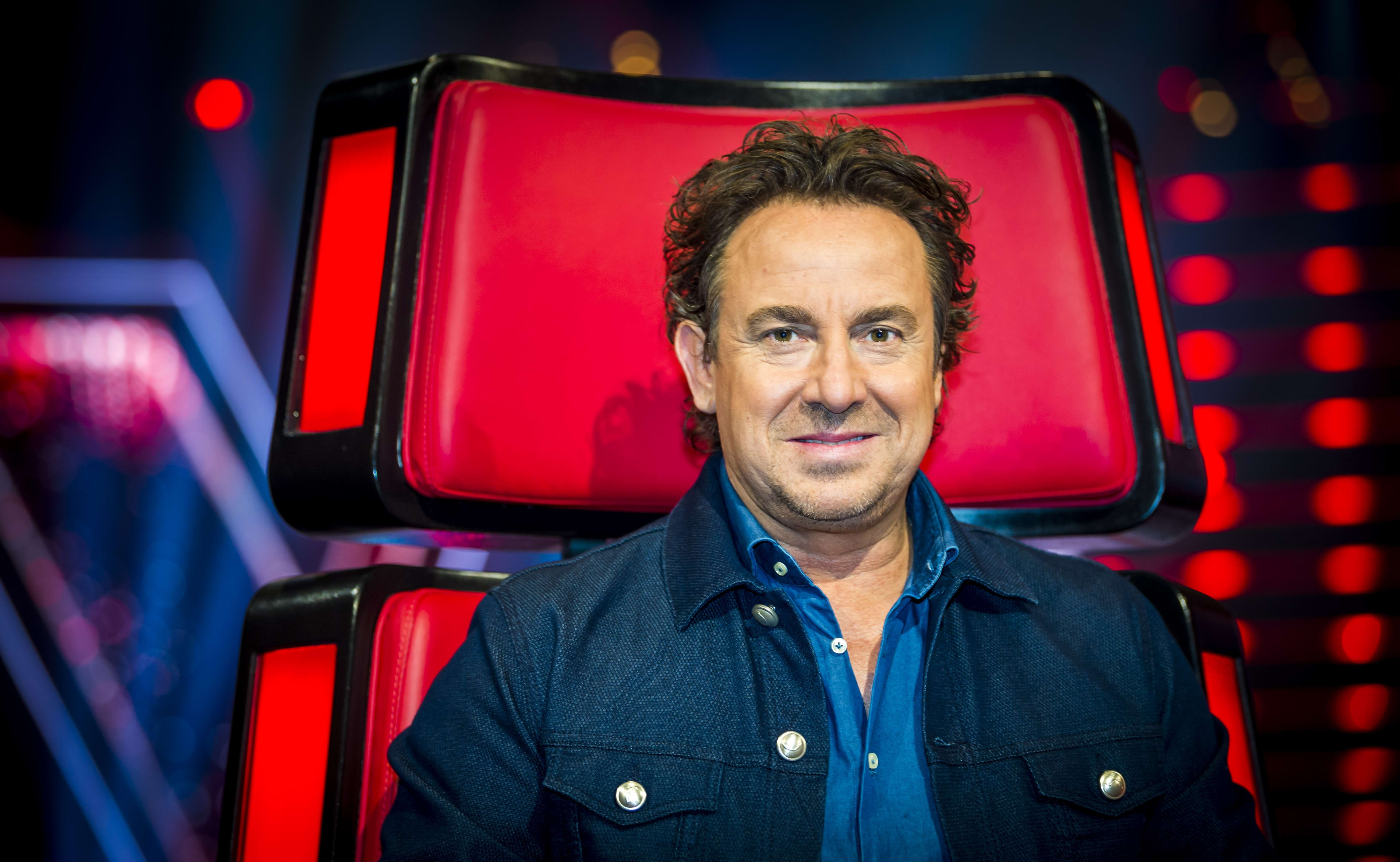 Douwe Bob neemt het op voor Marco Borsato: 'Beste zanger'