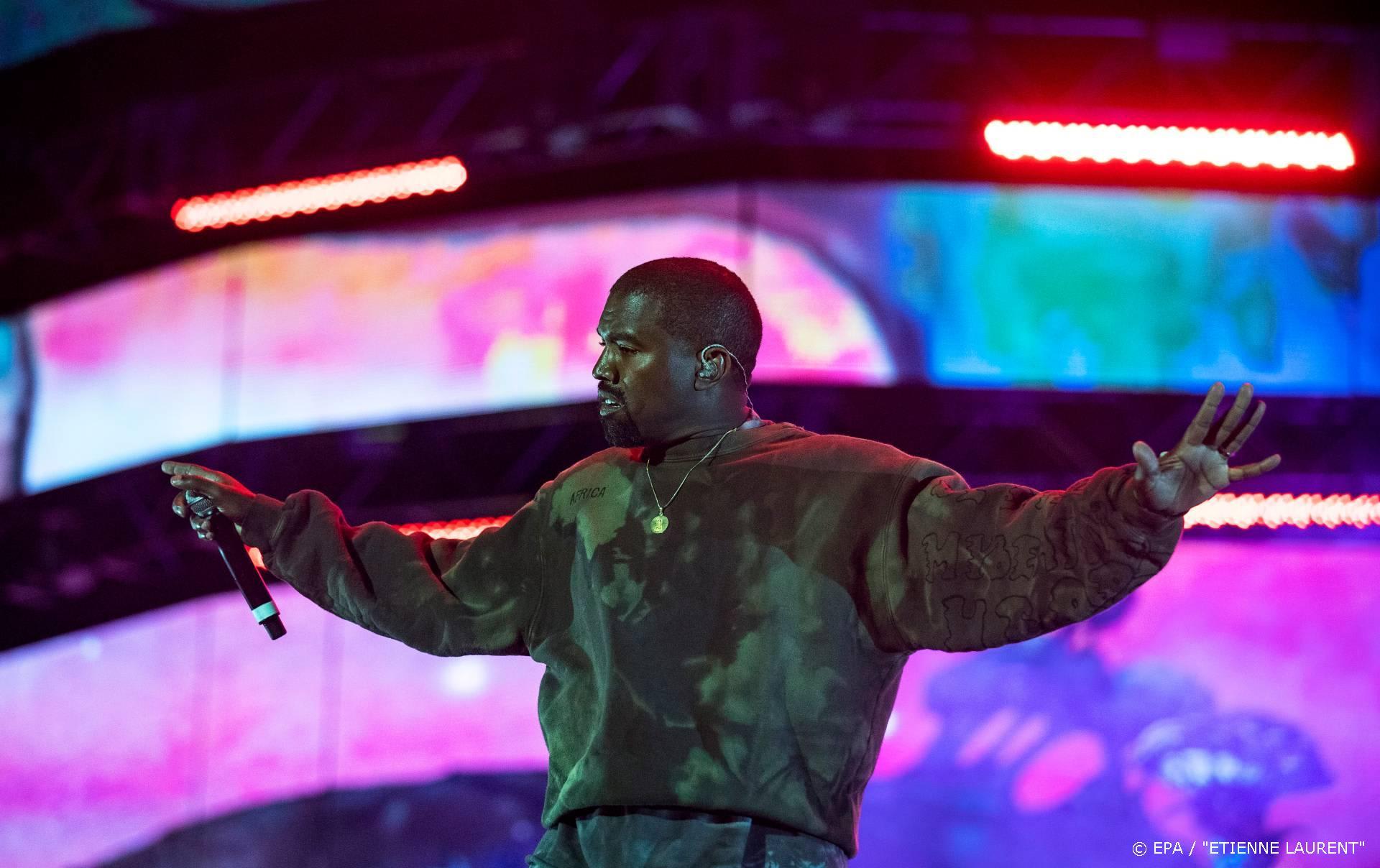 Kanye: Kris en Kim wilden me opsluiten