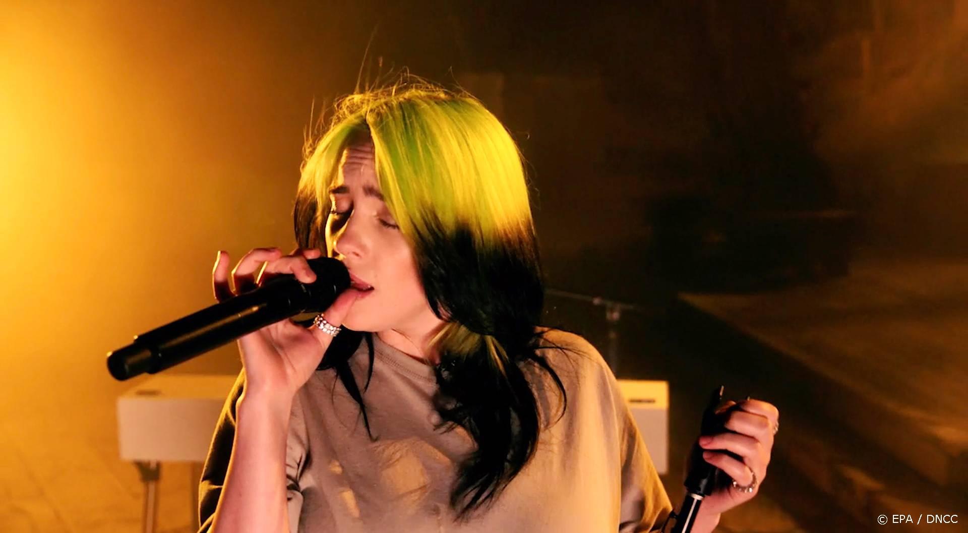 Billie Eilish brengt miniatuur speelgoed van zichzelf uit