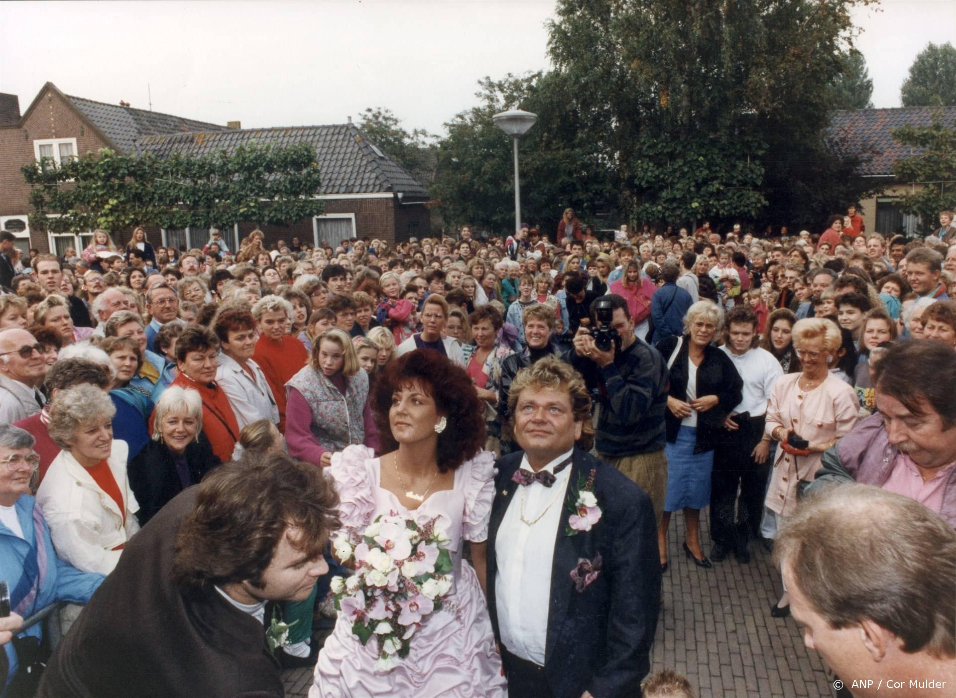 Rachel Hazes staat stil bij haar trouwdag 