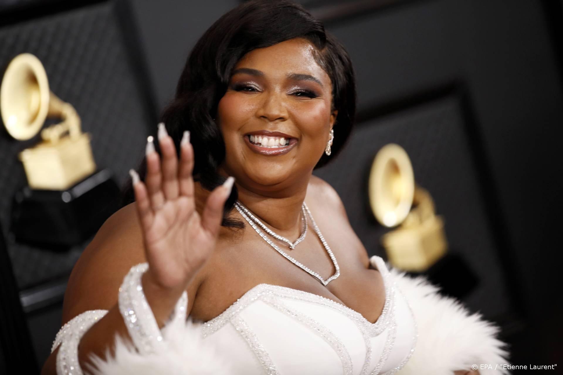 Lizzo geëmotioneerd door Grammy winst en Kobe Bryant