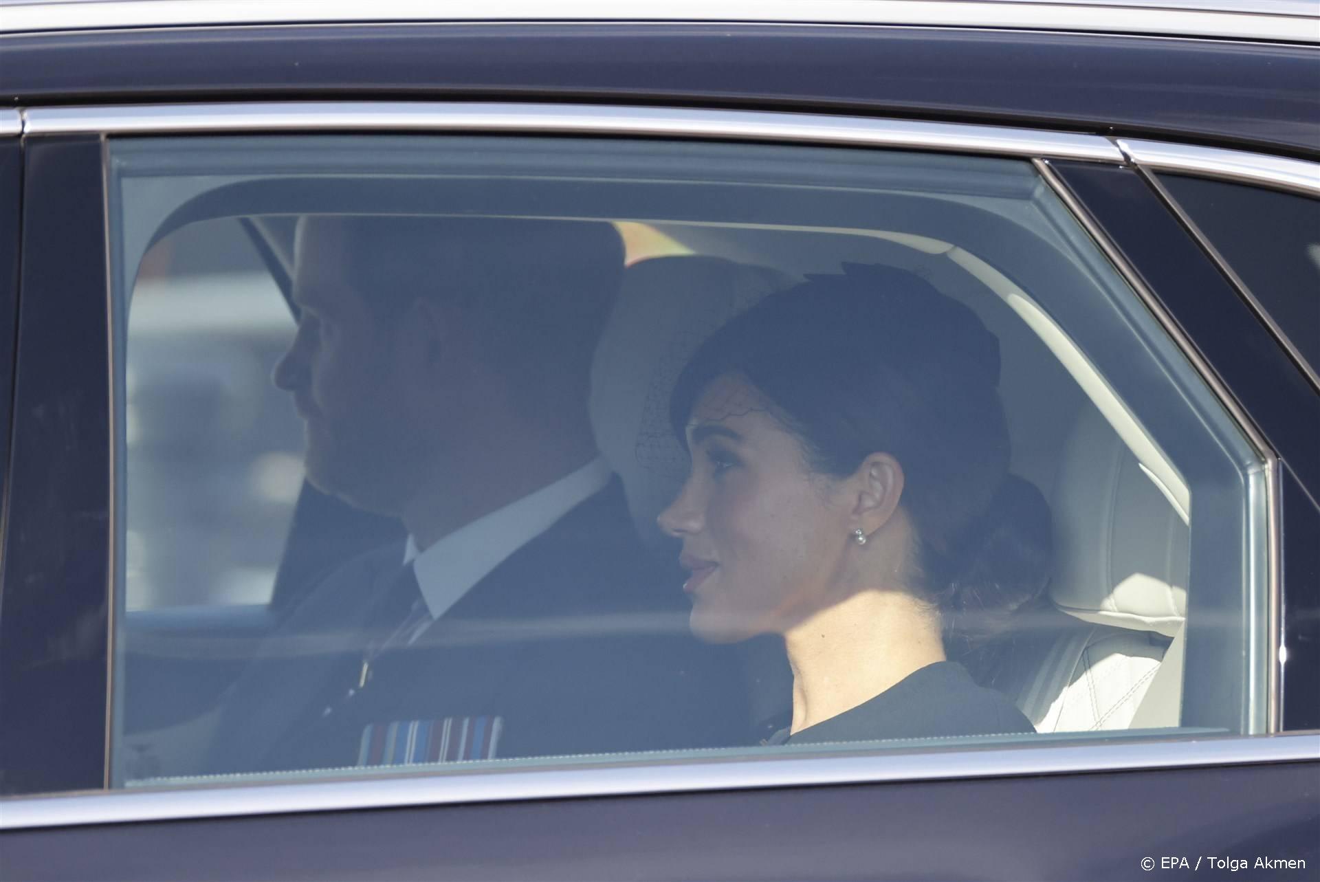 Taxichauffeur: 'Bijna catastrofale autoachtervolging' Harry en Meghan overdreven