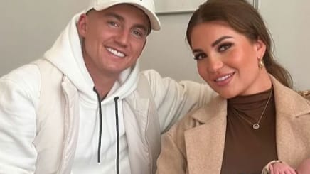 Geweldig babynieuws voor Mart Hoogkamer en vriendin Jennifer