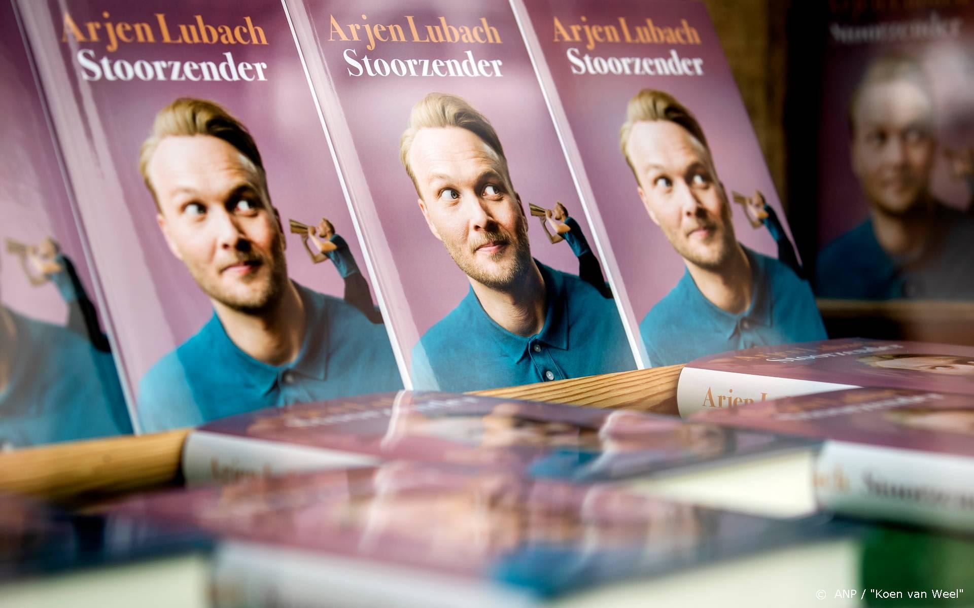 Lubach zou liever meer kunst uit gevoel maken