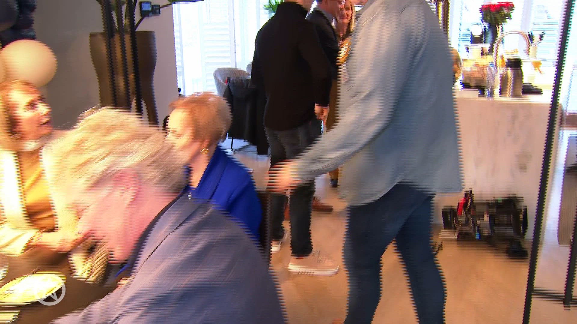 Moeder Frans Bauer verhuisd