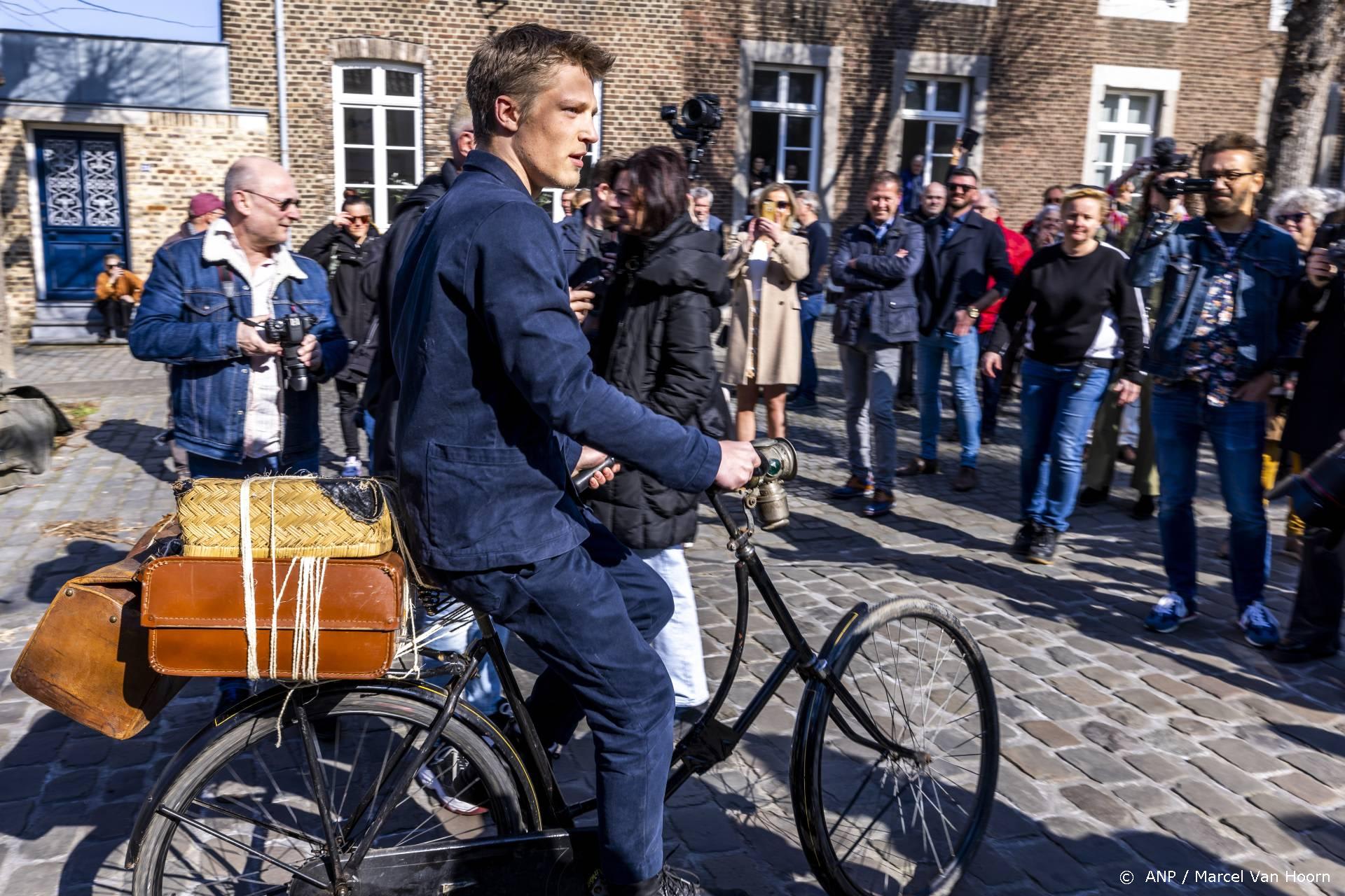 Dorp loopt uit voor presentatie Dagboek van een Herdershond