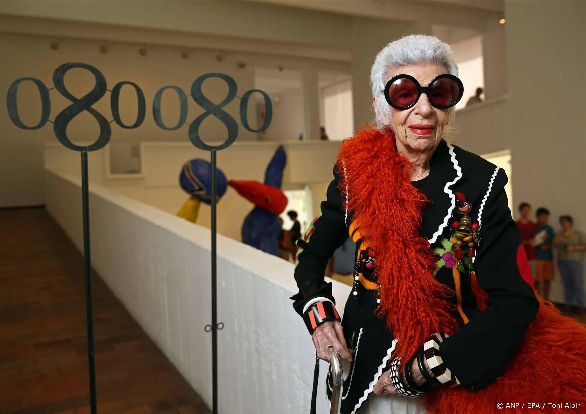 Geliefd mode-icoon Iris Apfel op 102-jarige leeftijd gestorven