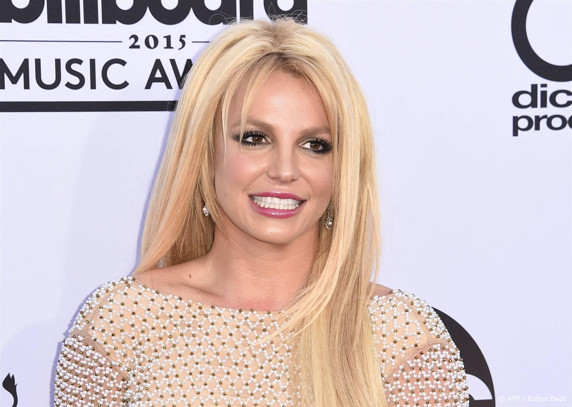 Britney Spears komt met onthullend boek over leven