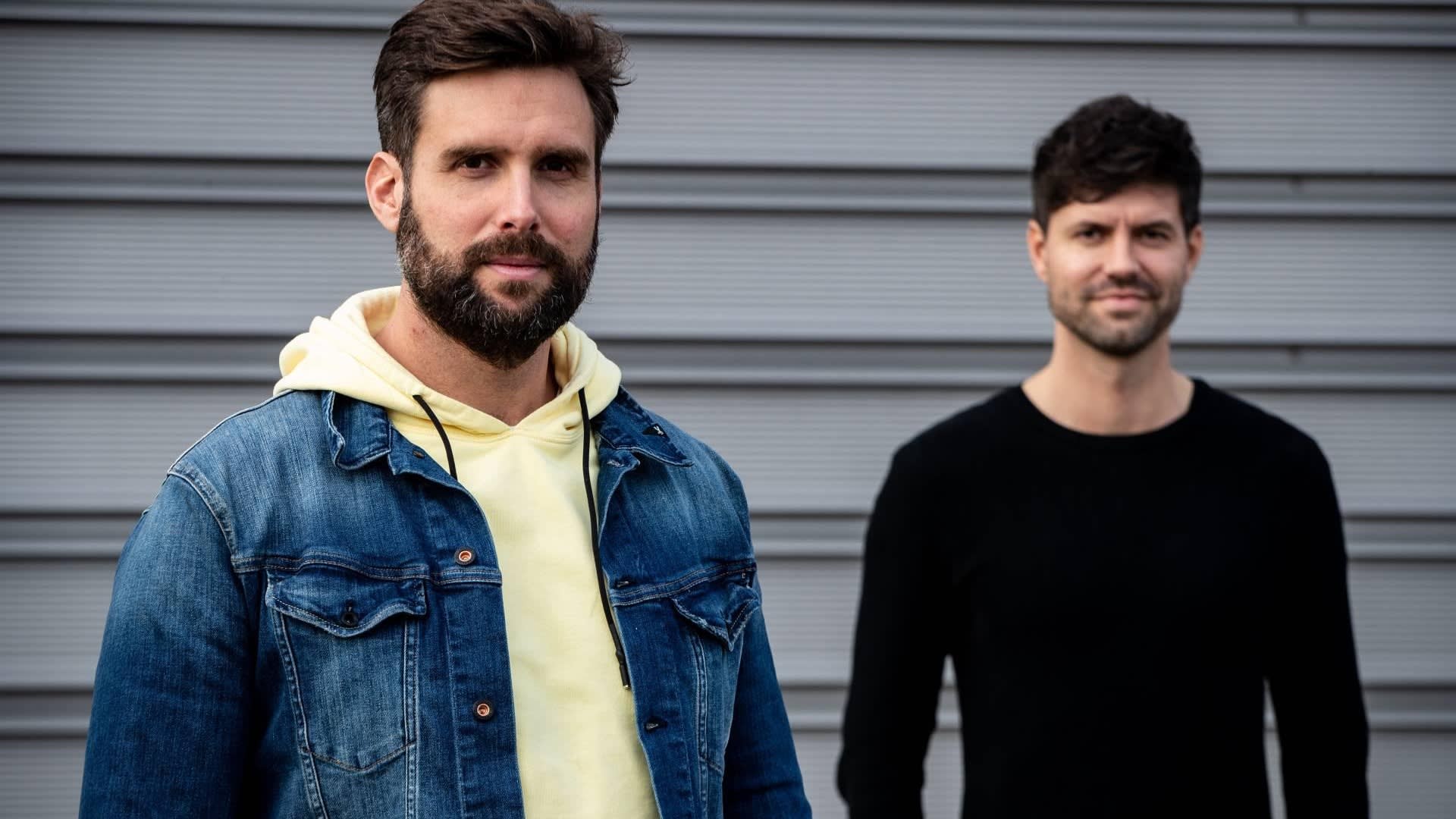 Zo nemen Nick & Simon afscheid met allerlaatste single samen