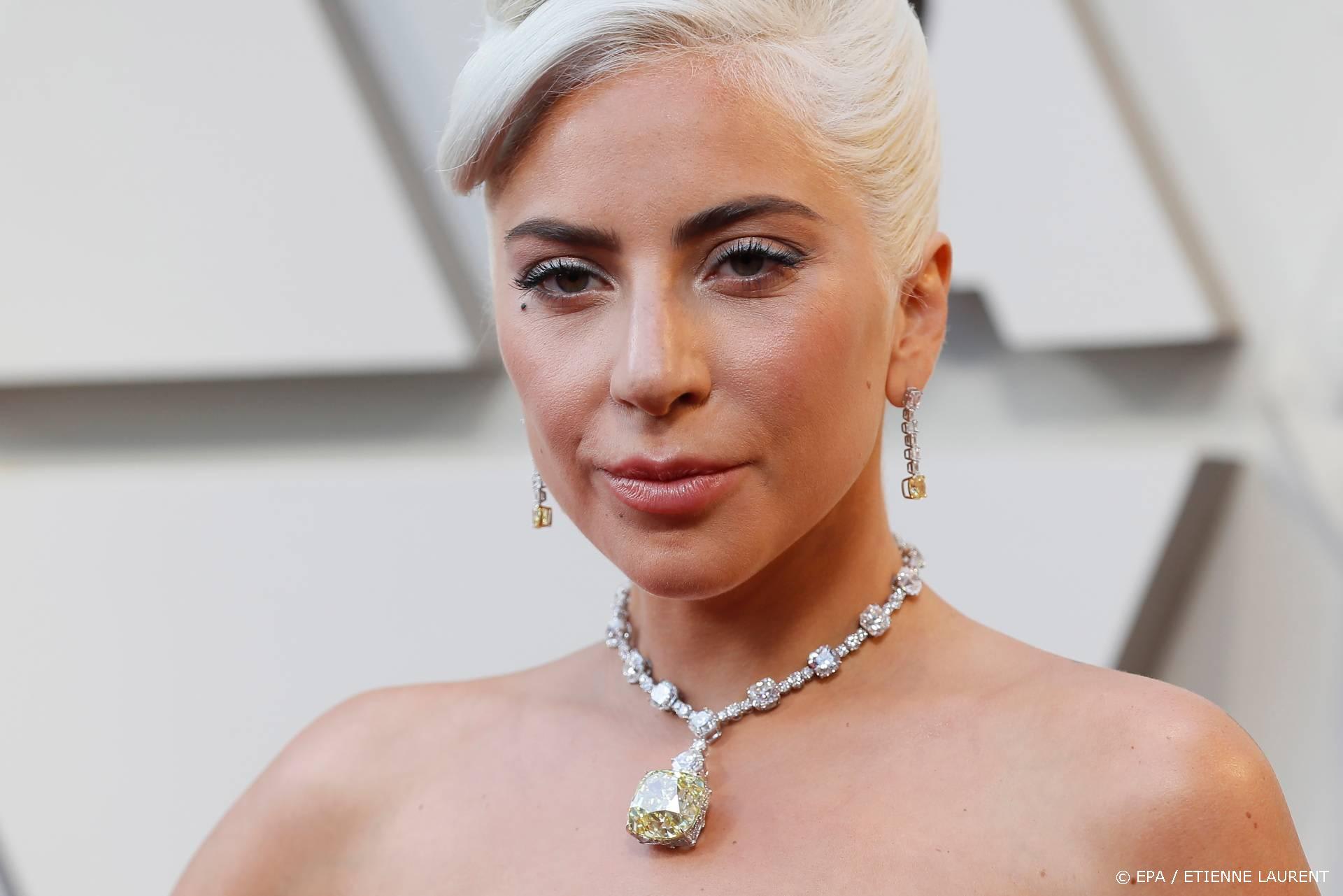 ZIEN: Spectaculair optreden Lady Gaga bij VMA's