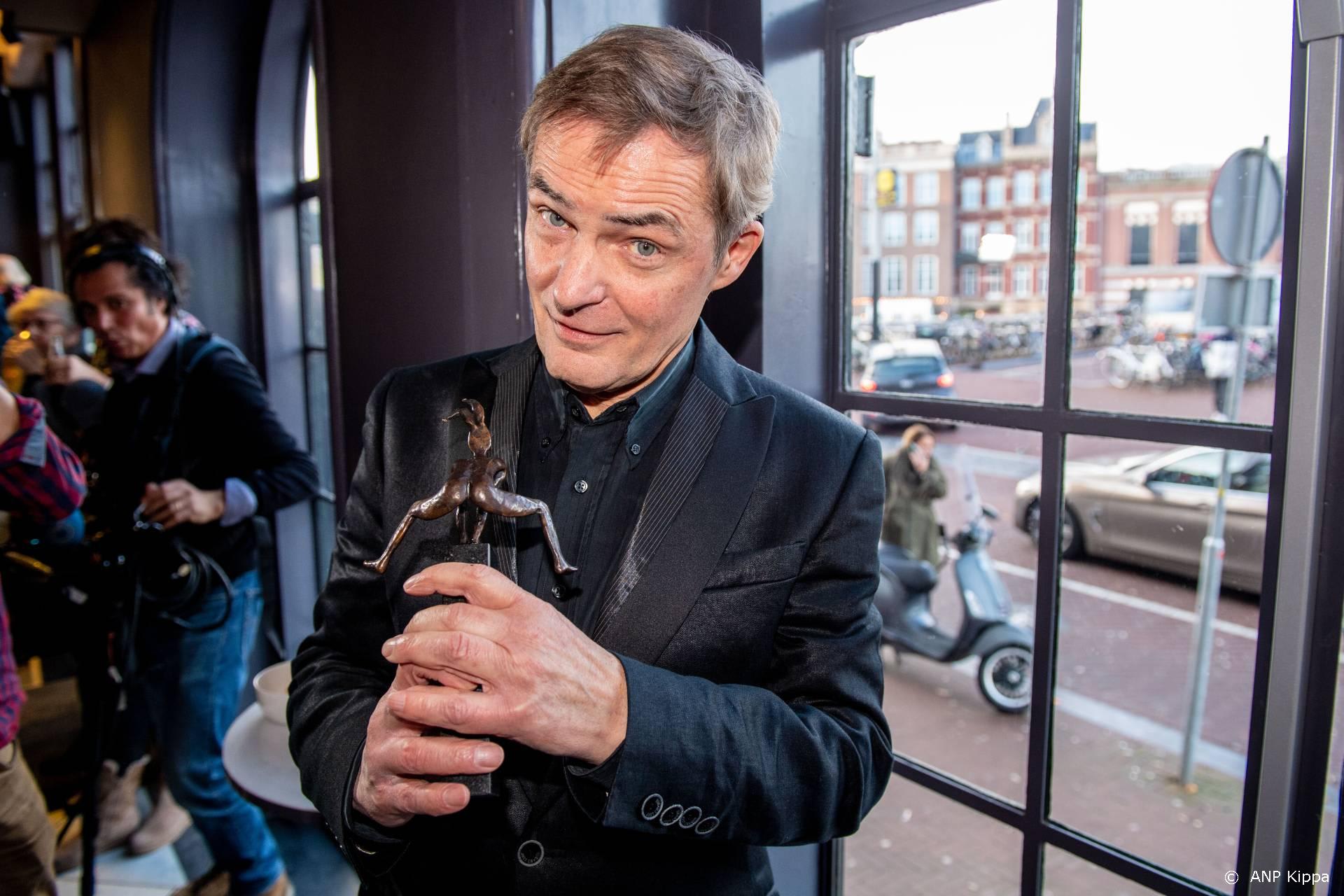 Herman Finkers kwam op idee van oudejaarsconference door echtgenote