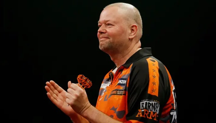 Emotionele verzoening voor Raymond van Barneveld