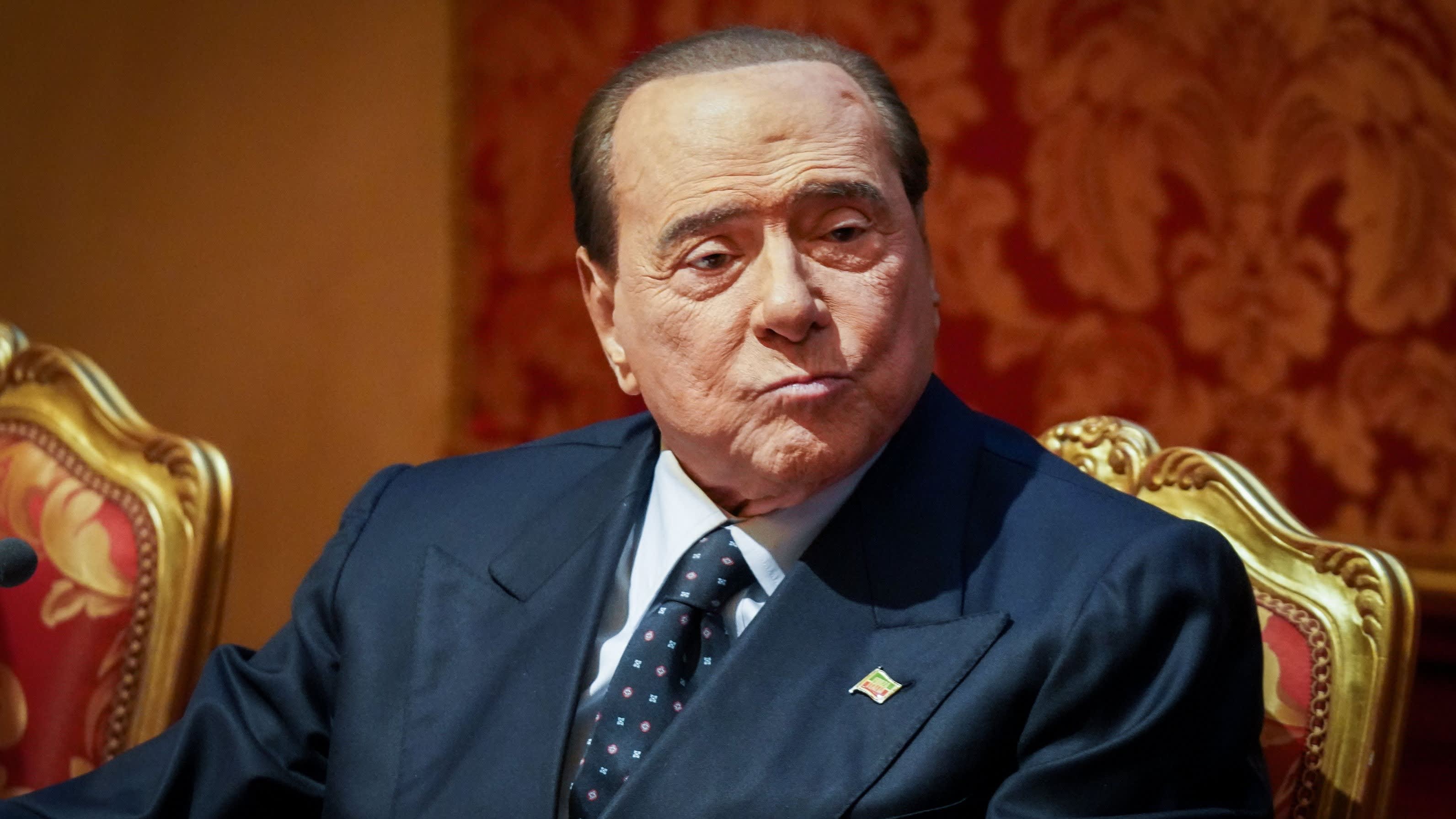 Oud-premier Berlusconi (86) op intensive care