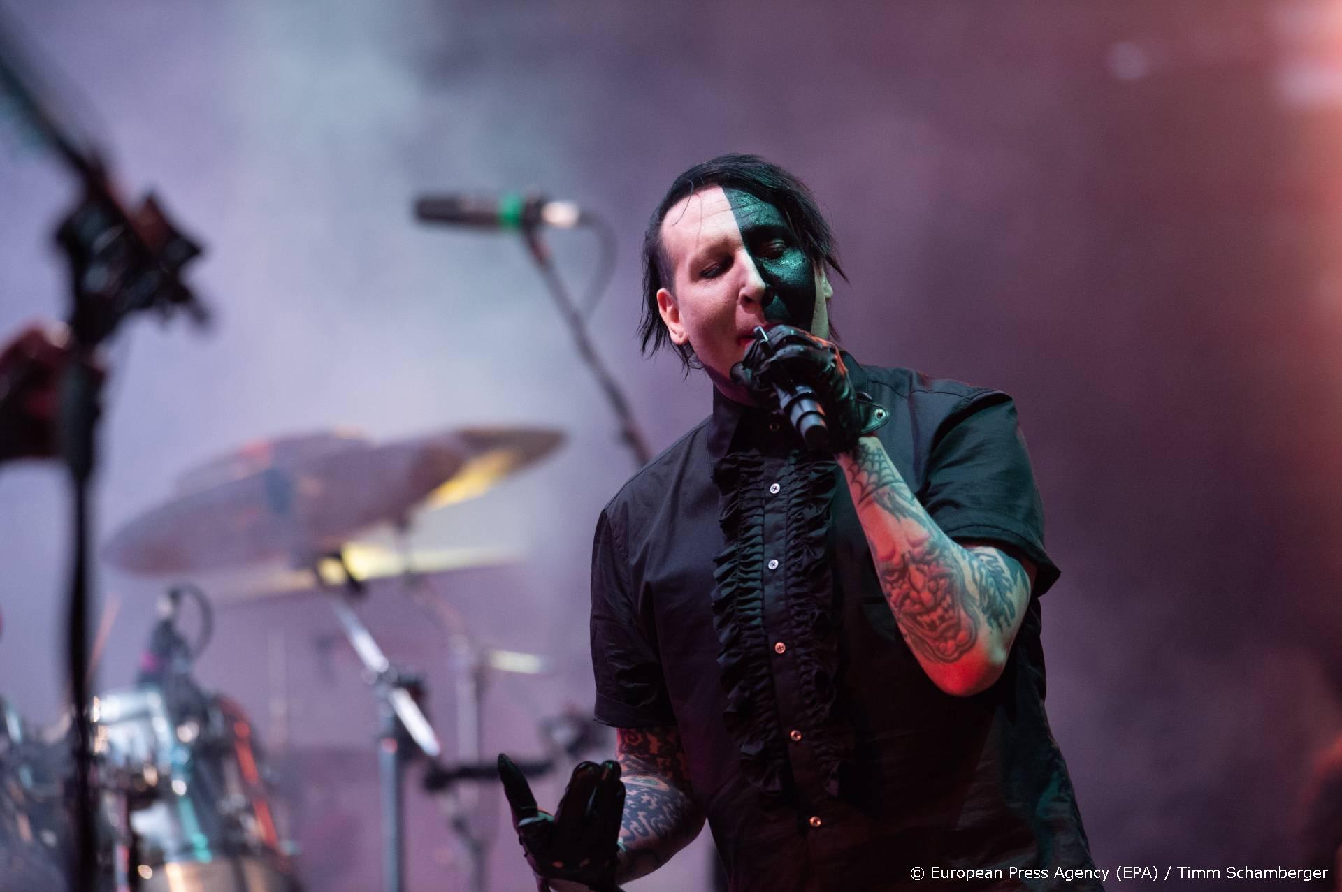 Politie aan de deur bij Marilyn Manson
