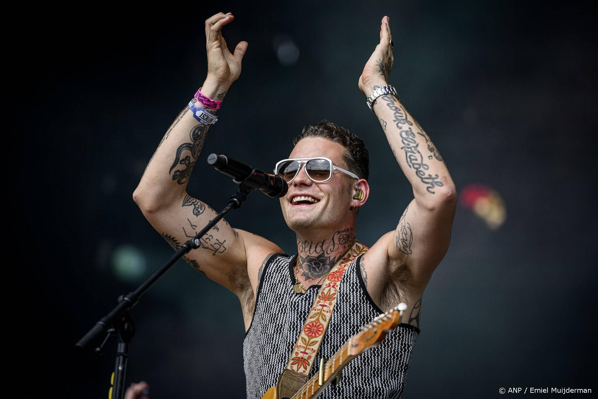 Feestelijke dag voor Douwe Bob