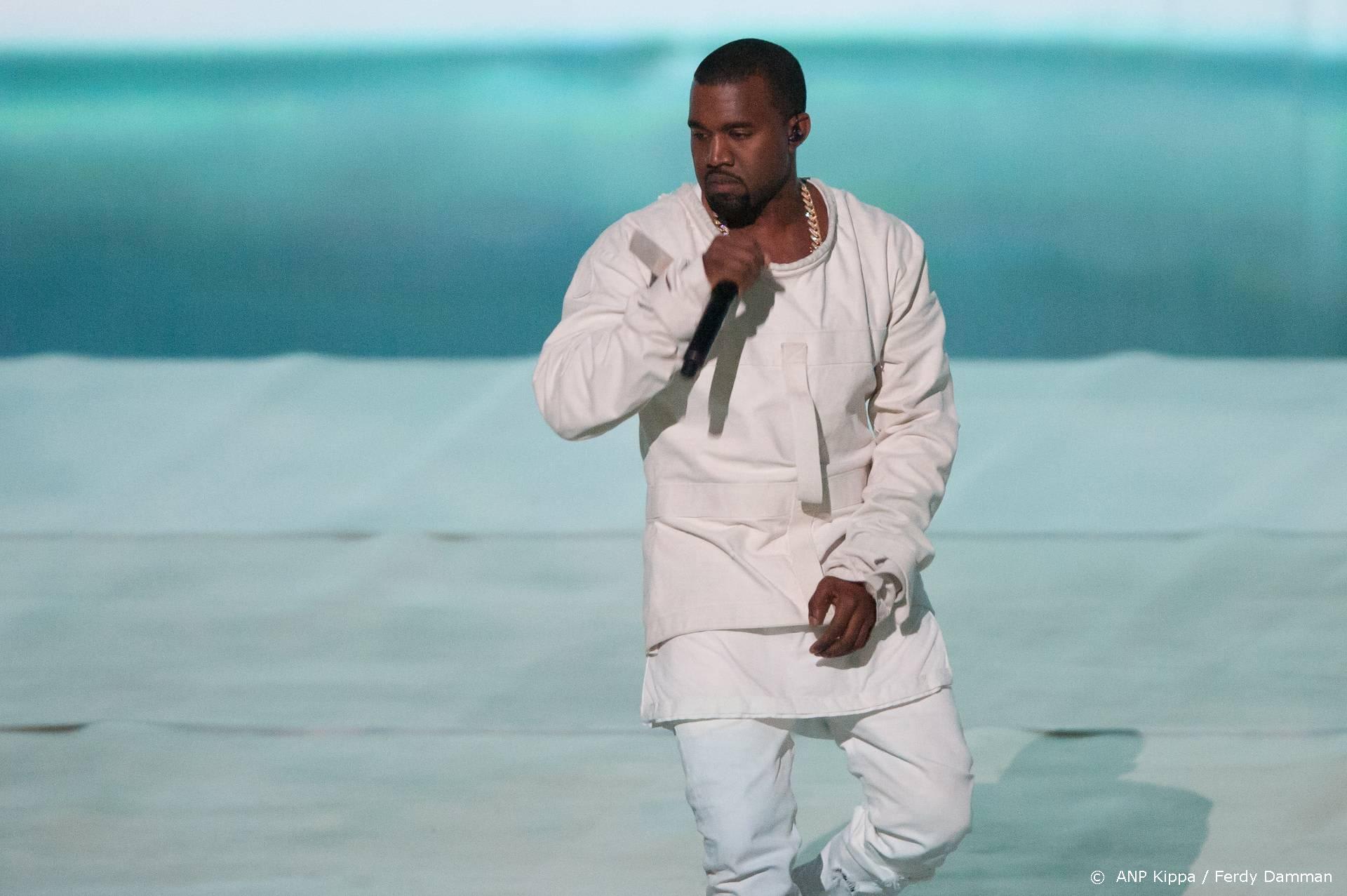Kanye West bevestigt dat album vrijdag uitkomt