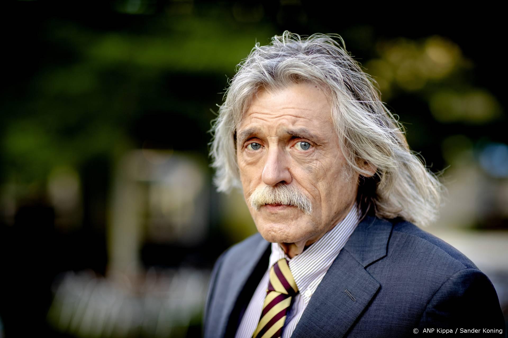 Johan Derksen biedt geen excuses aan voor kaarsenincident