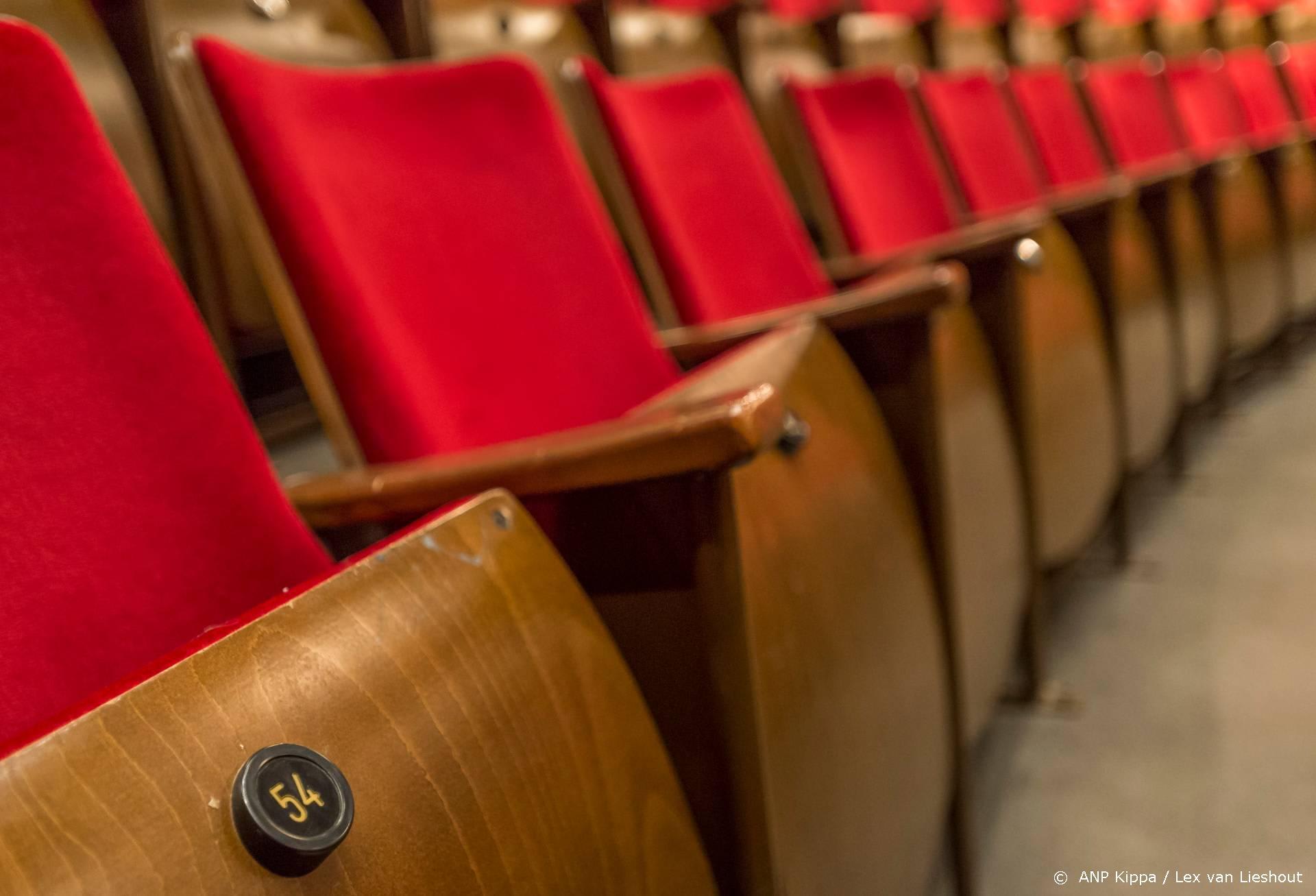 Theaters pleiten voor landelijke norm: één stoel vrij laten