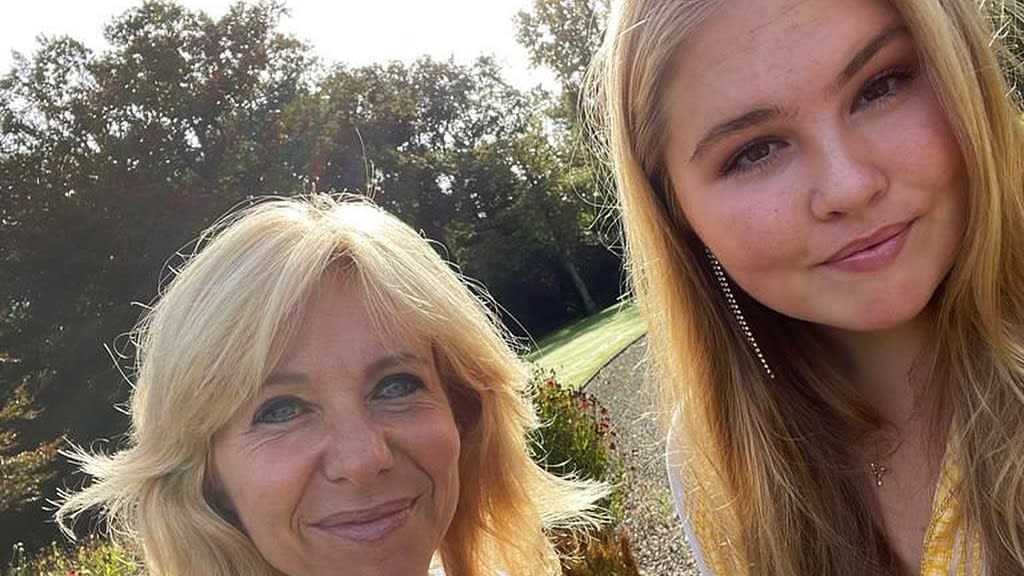 Zo reageert Amalia op haar boek van Claudia de Breij
