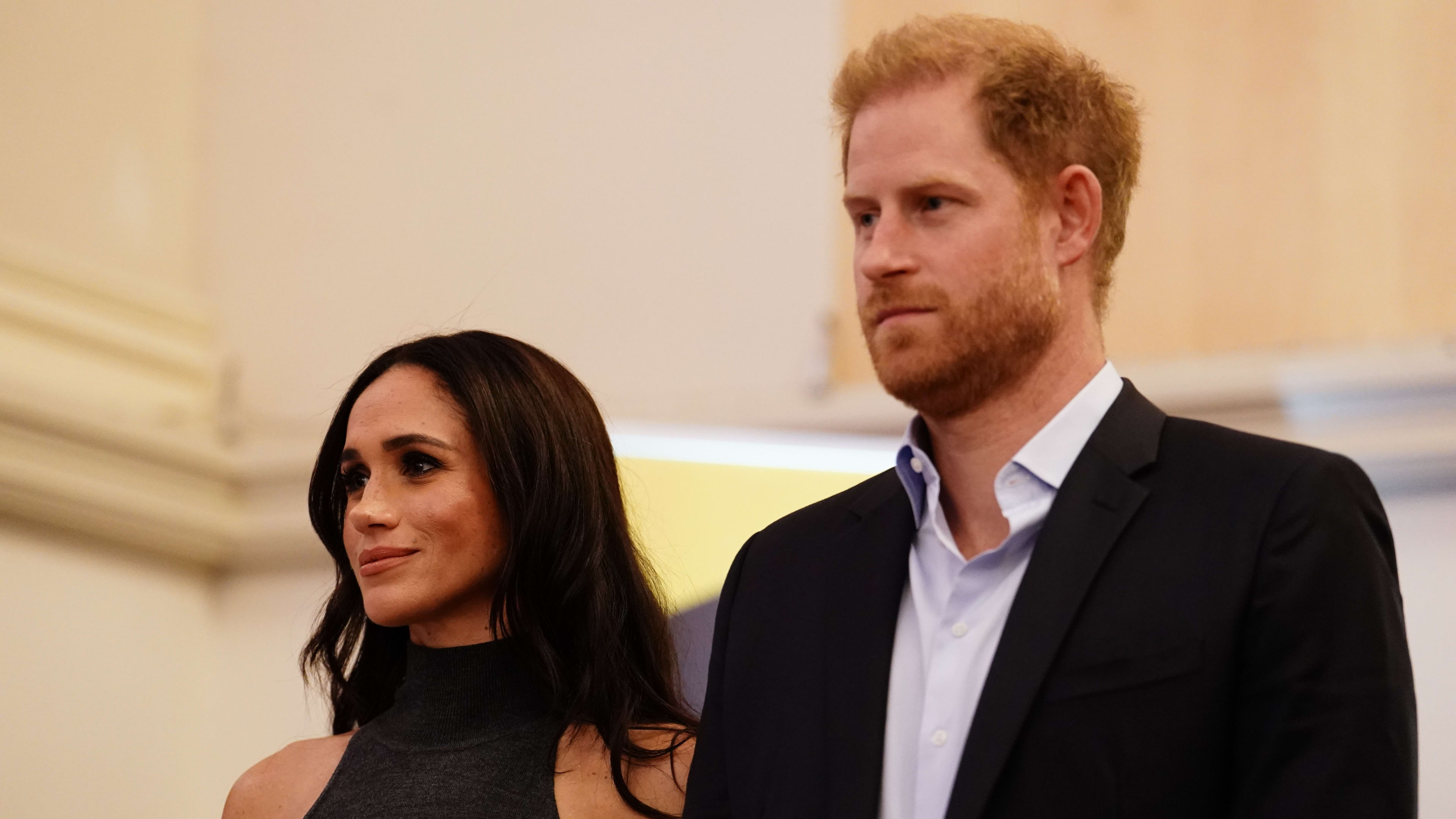 Ophef om verjaardagsfoto prins Harry: 'Niemand vindt Meghan leuk'