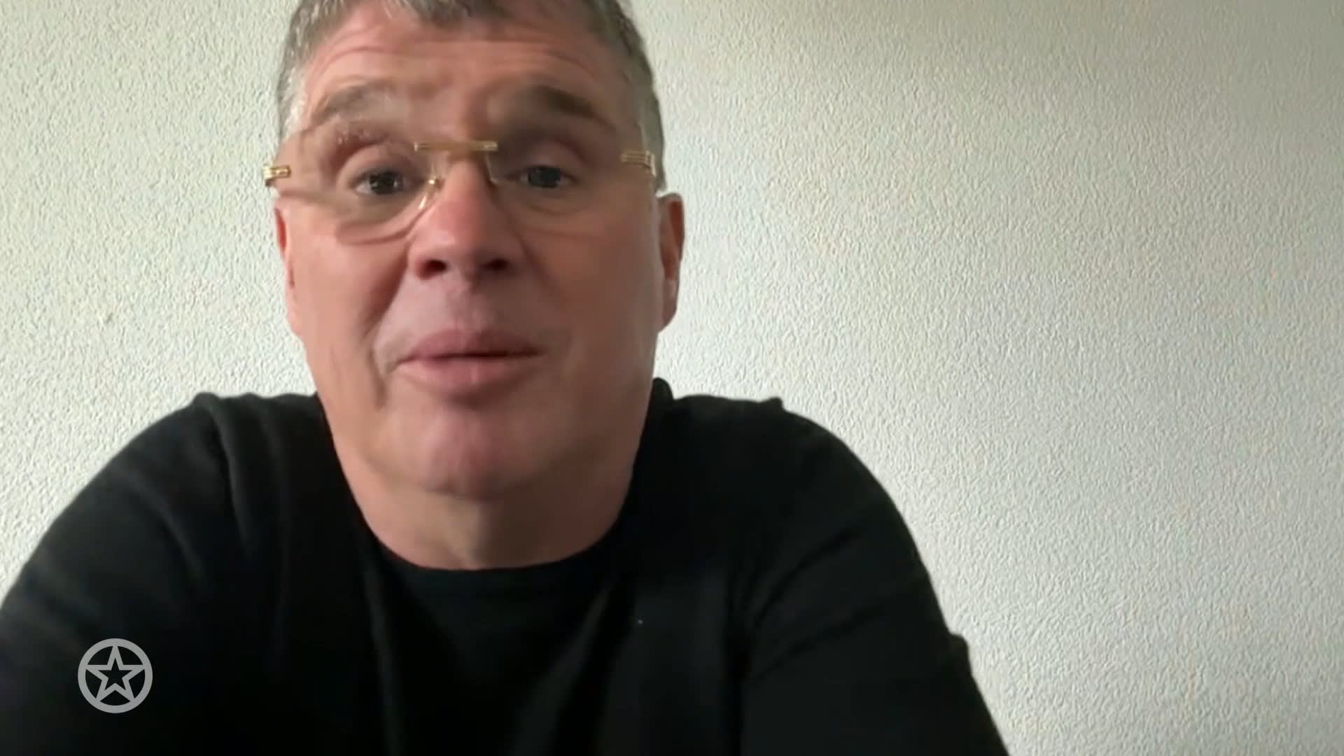 Wolter Kroes reageert op hersenvliesontsteking