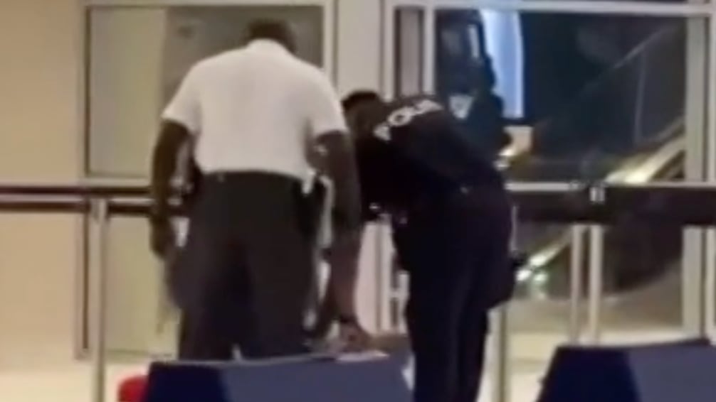 Politie Curaçao: Josylvio afgevoerd naar politiebureau 
