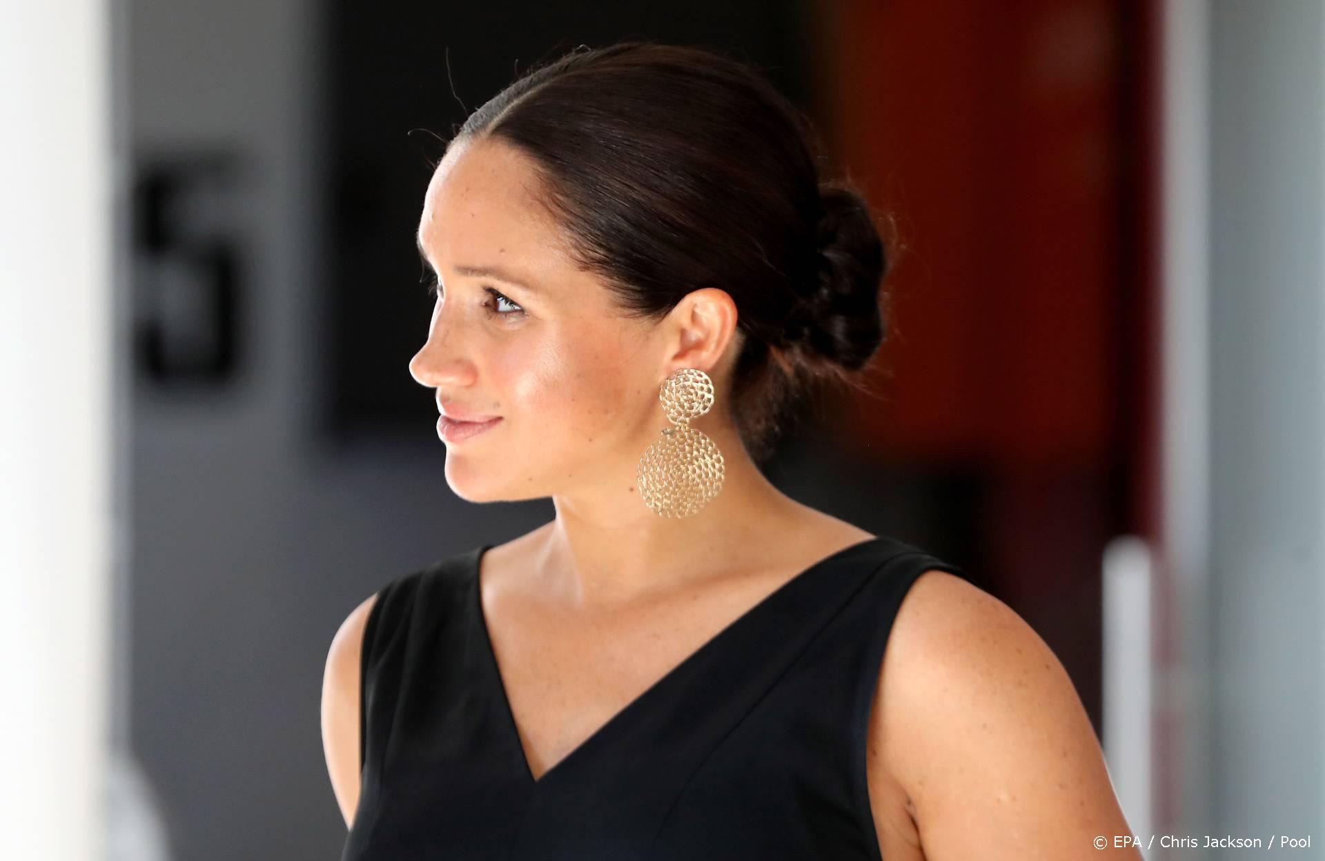 Vader Meghan na vijf dagen uit ziekenhuis