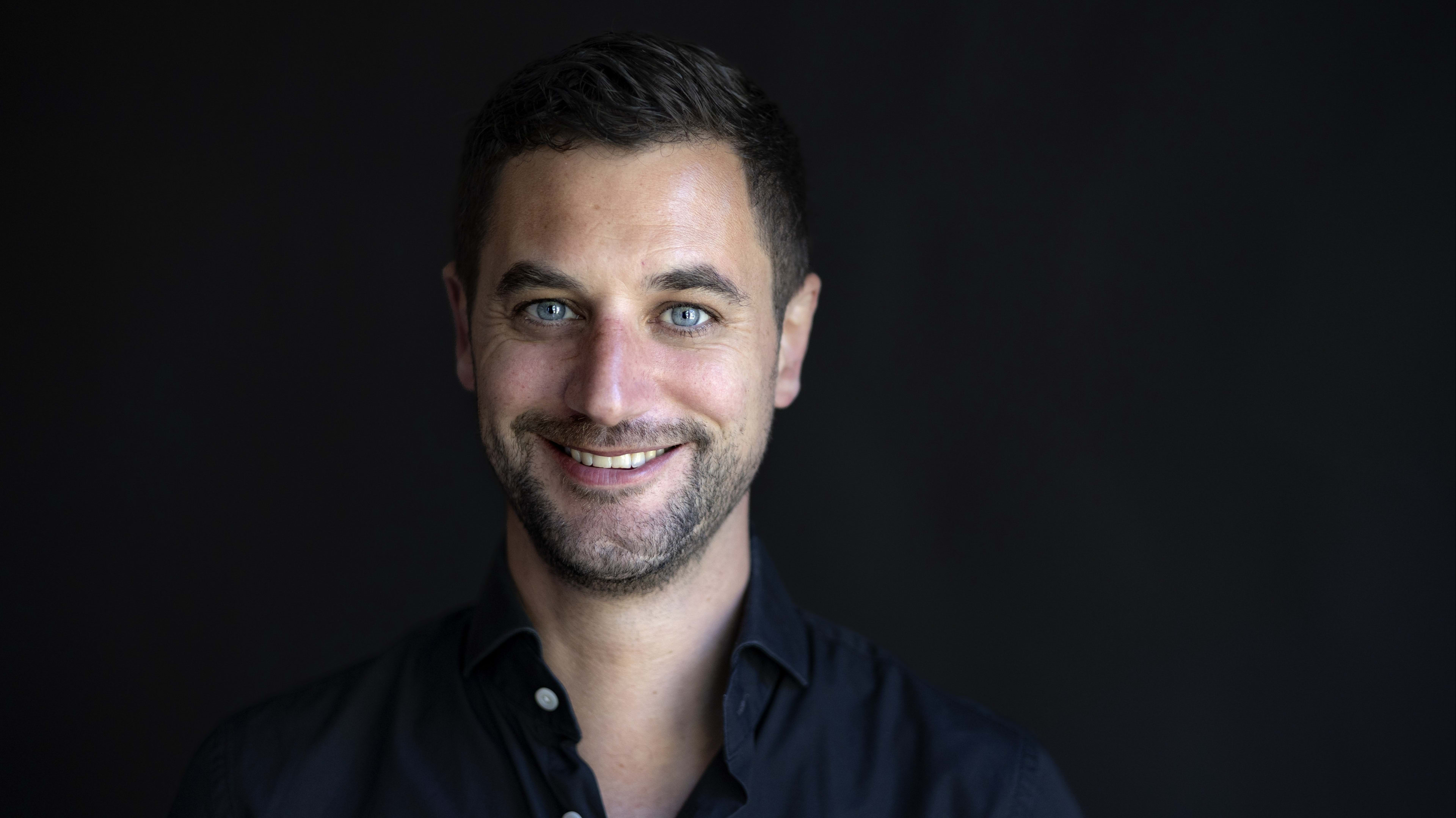 Victor Abeln wordt geprankt door bekende tijdens laatste uitzending 