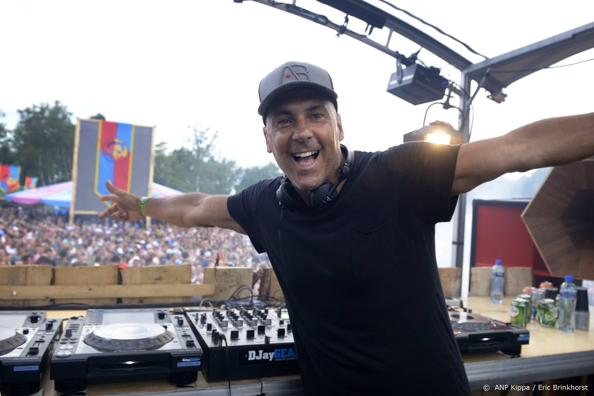 DJ Mental Theo weer vader geworden
