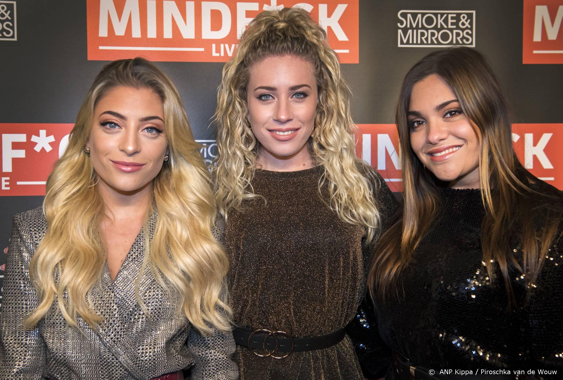 OG3NE-zusjes herdenken moeder