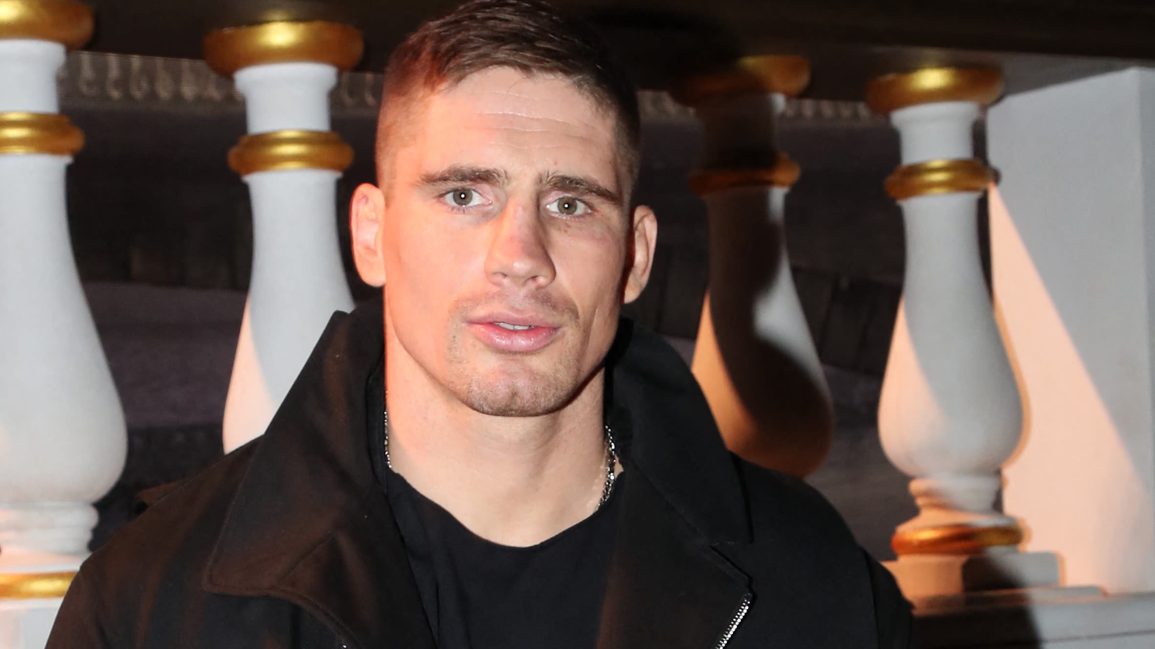 Woeste Rico Verhoeven laat zich uit over kickboks-rellen