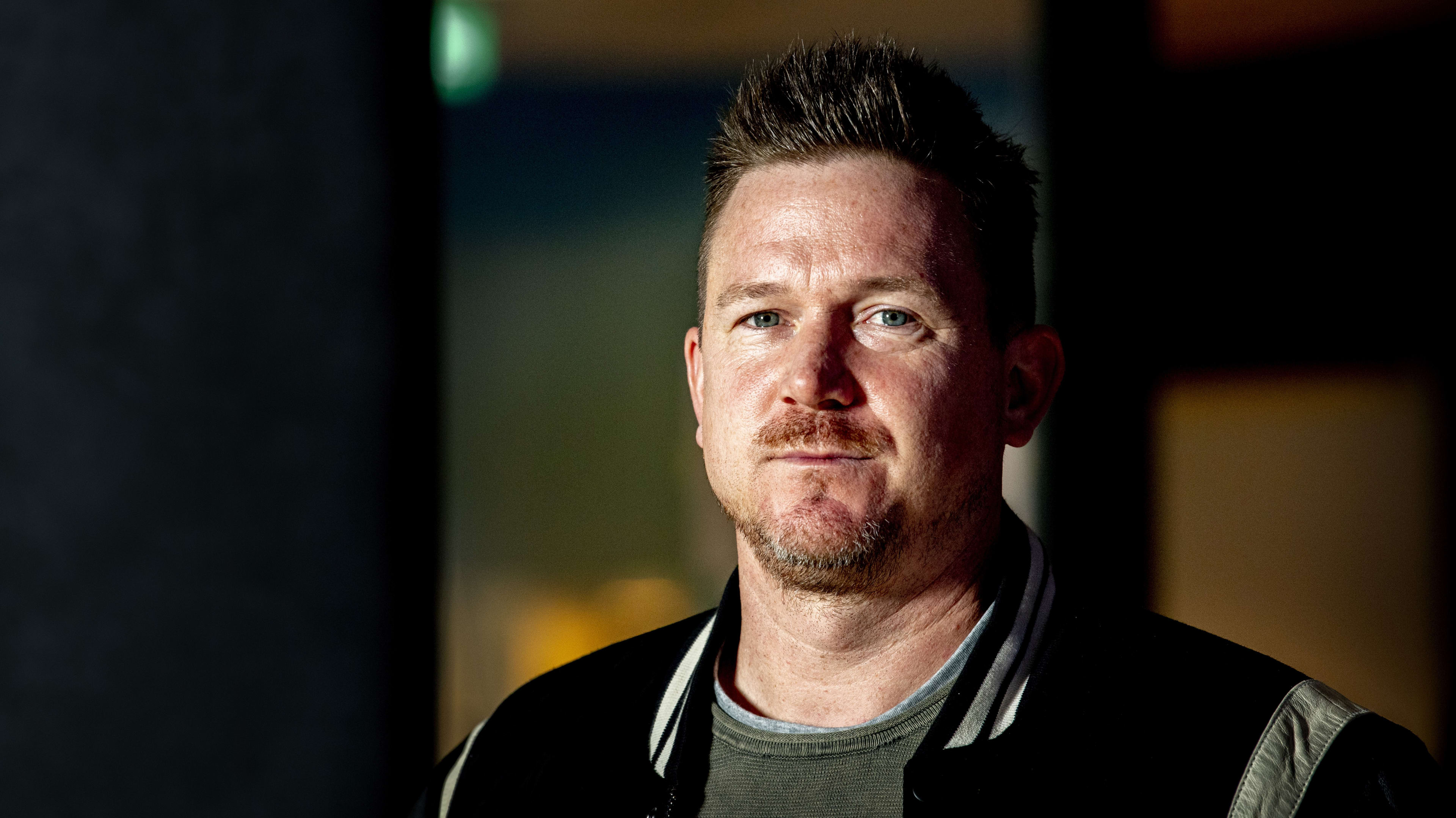 Aangifte van mishandeling ex-vriendin Johnny de Mol geseponeerd