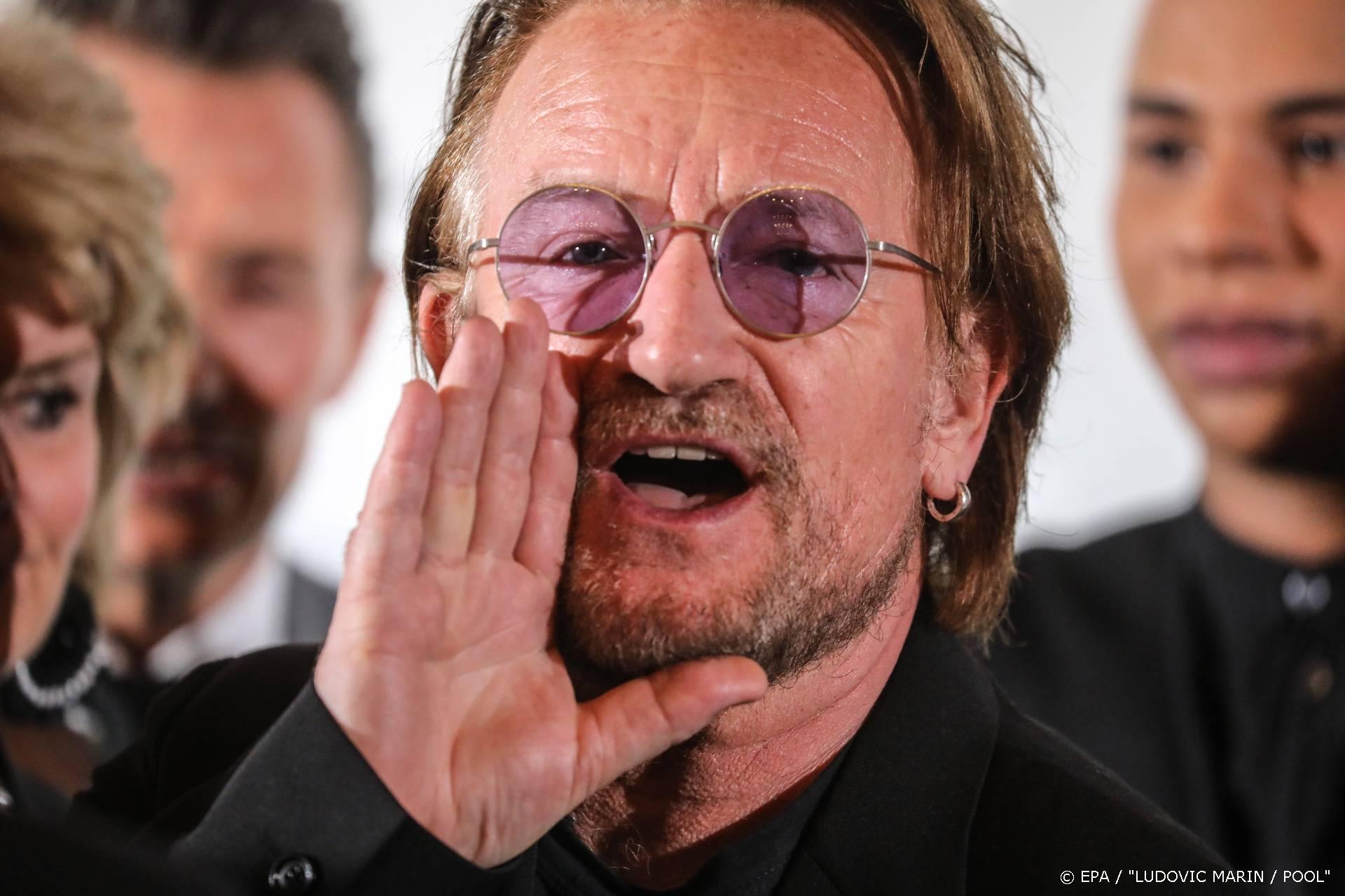 Jarige Bono deelt de 60 nummers die 'zijn leven redden'