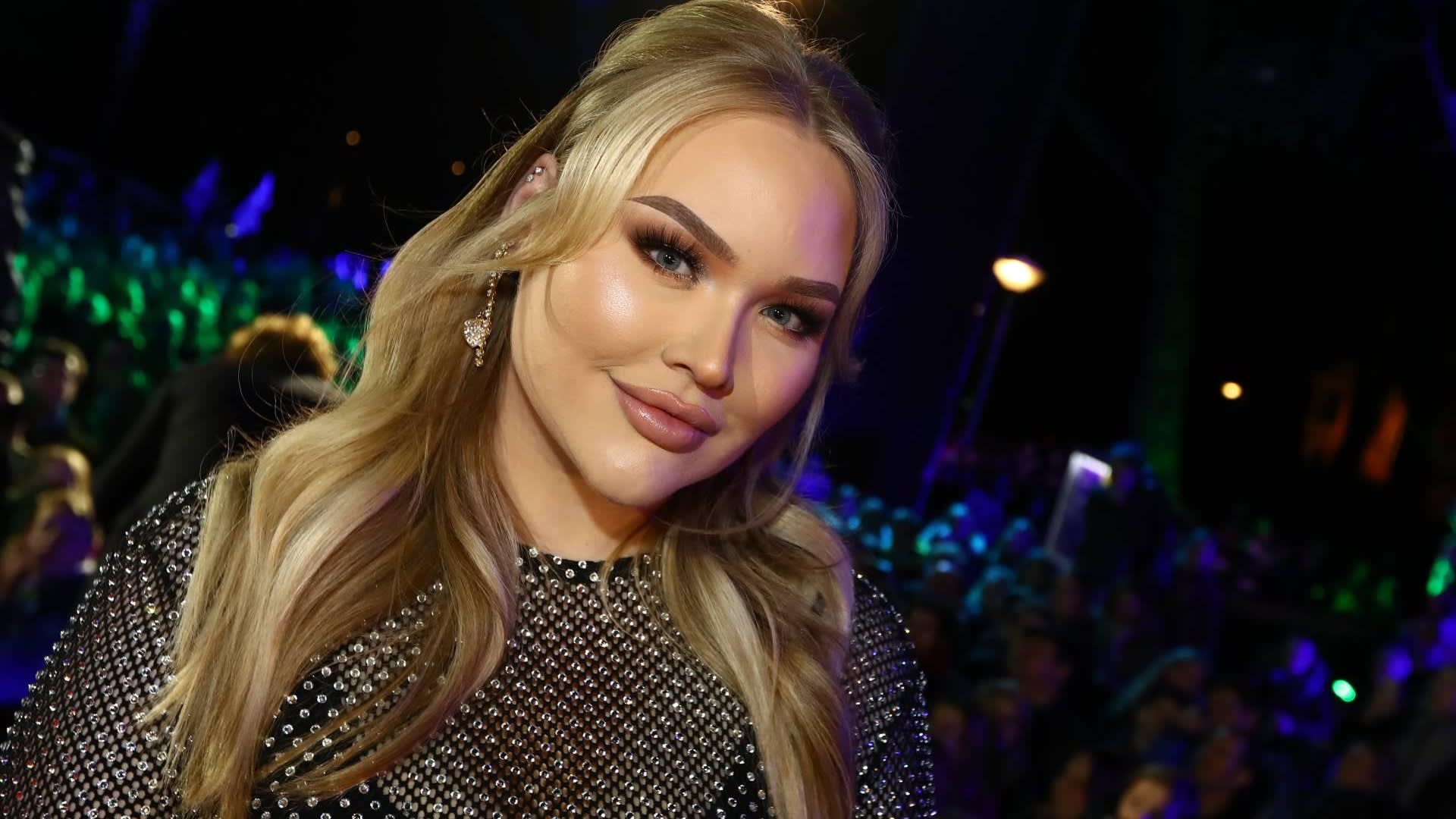 NikkieTutorials komt met een eigen documentaire