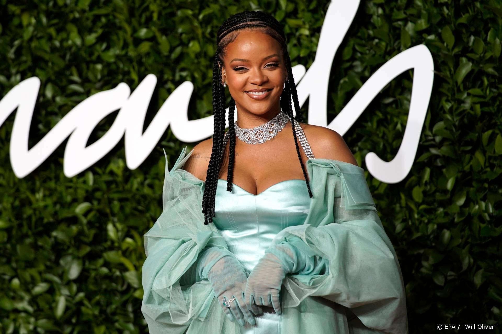 Rihanna maakt voor het eerst in drie jaar weer nieuw nummer