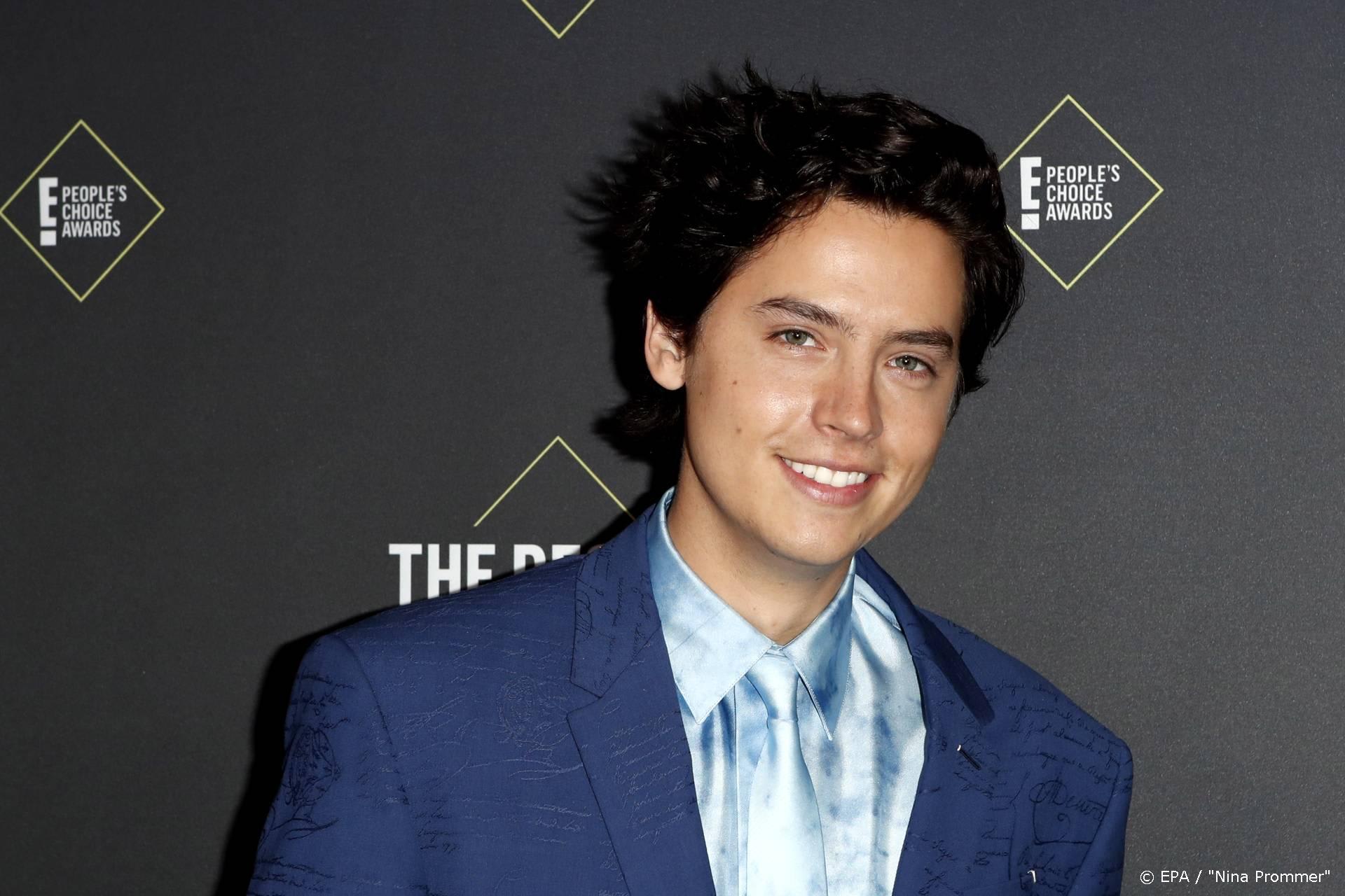 Cole Sprouse open over einde relatie met Lili Reinhart