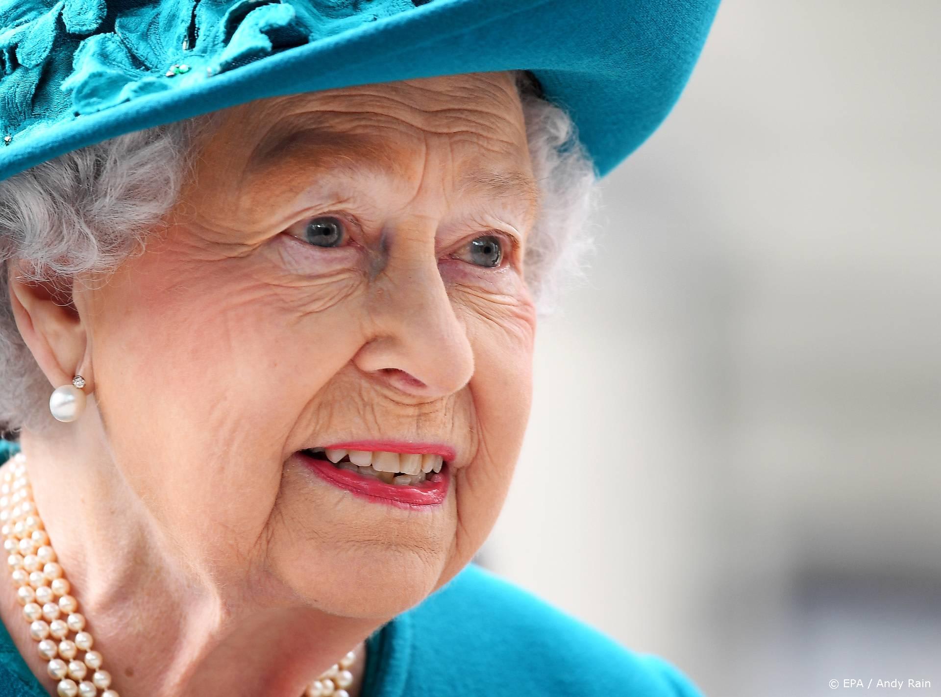 Queen Elizabeth, prins Harry en Meghan niet aanwezig bij jubileumconcert