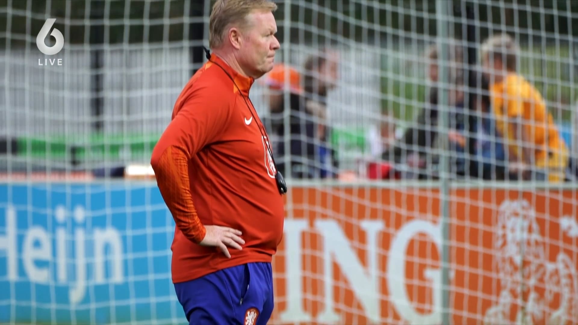 René en Johan gaan los op 'strak pakkie' Ronald Koeman