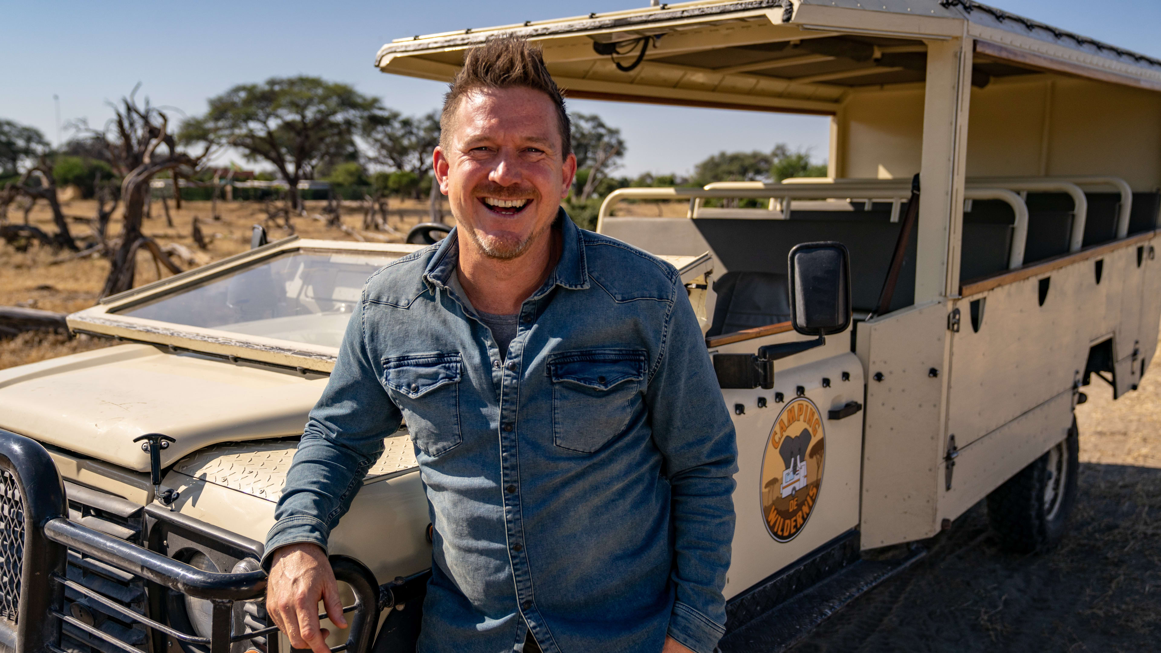 Johnny de Mol wordt reisleider in nieuw realityprogramma